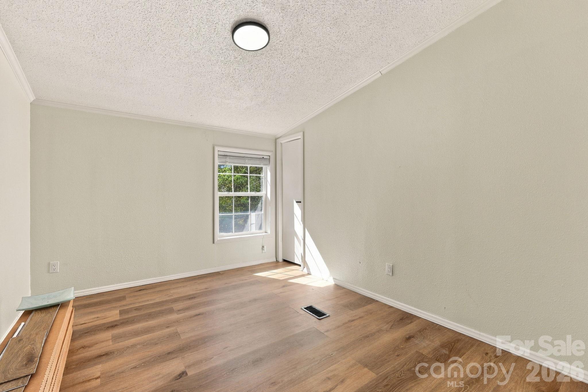 323 Dogwood Road Property Photo 17