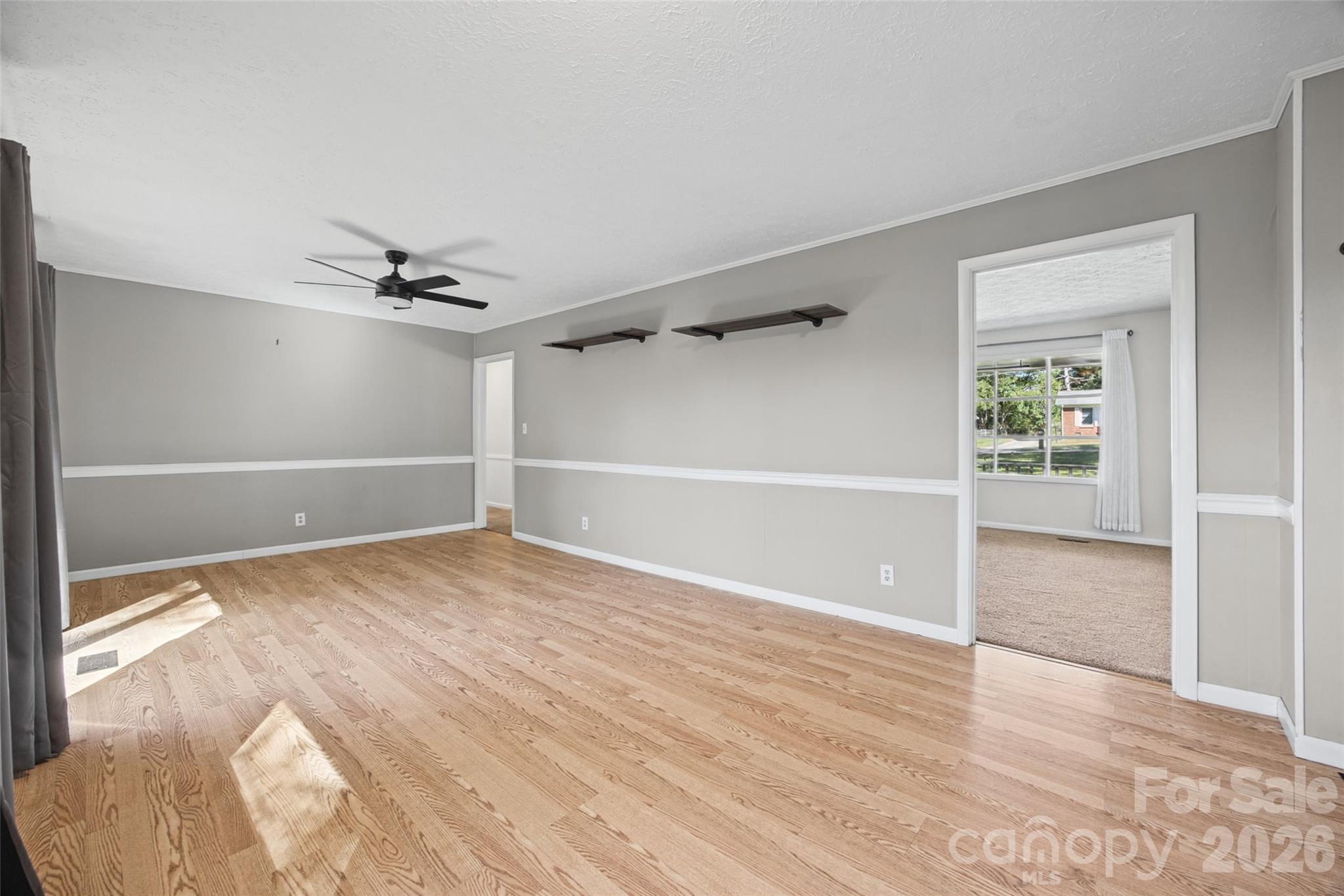 805 Waters Street Property Photo 5