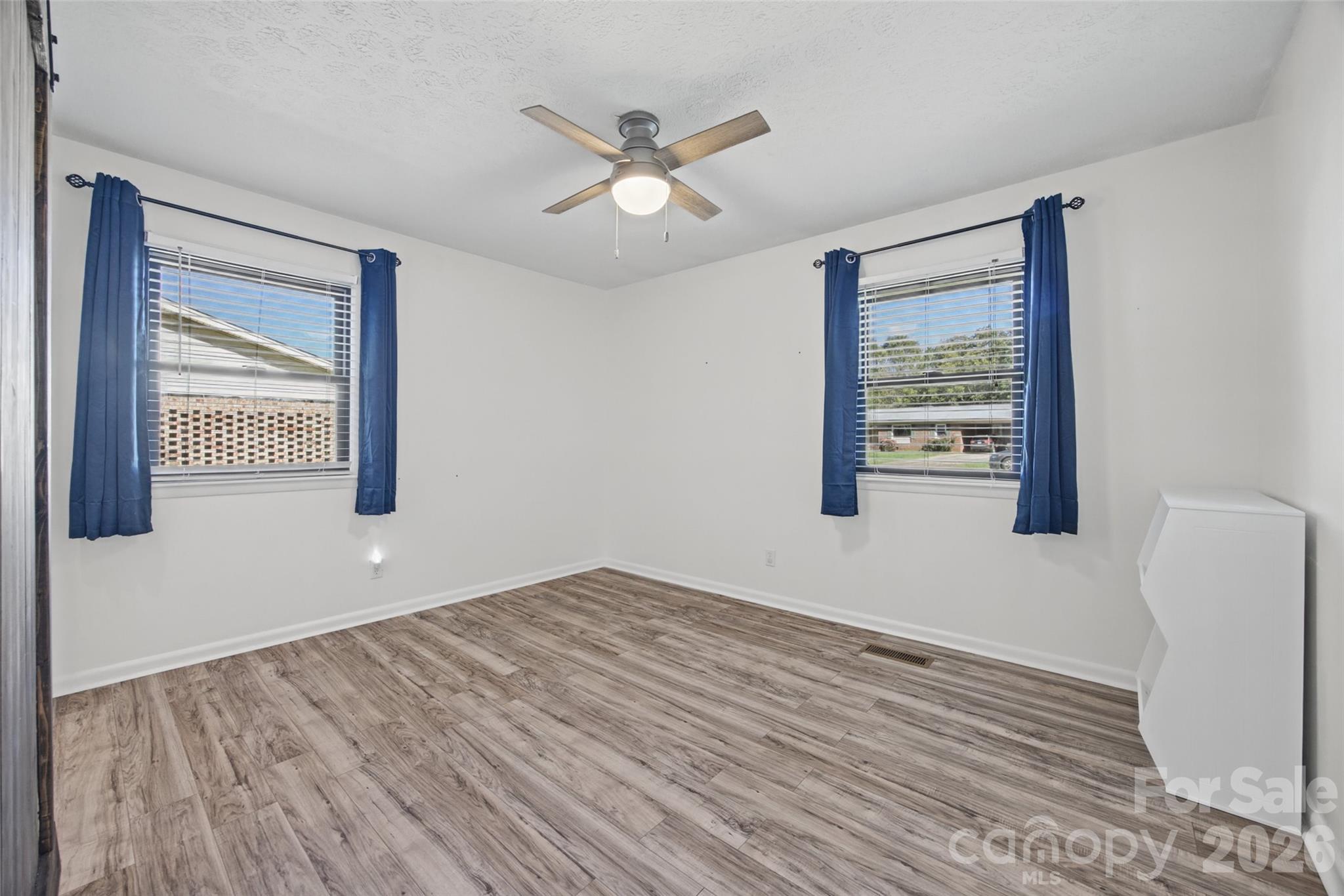 805 Waters Street Property Photo 16
