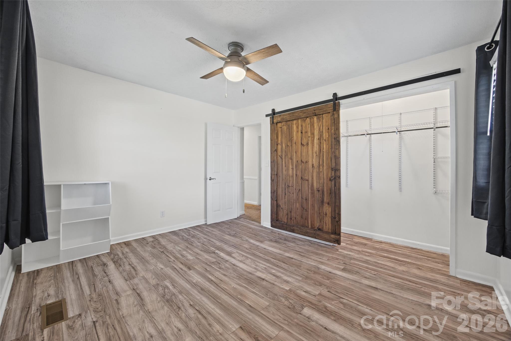 805 Waters Street Property Photo 17