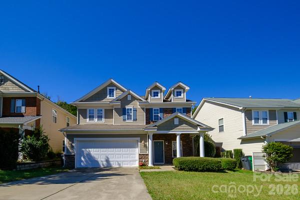 13325 Pontchatrain Avenue Property Photo 1