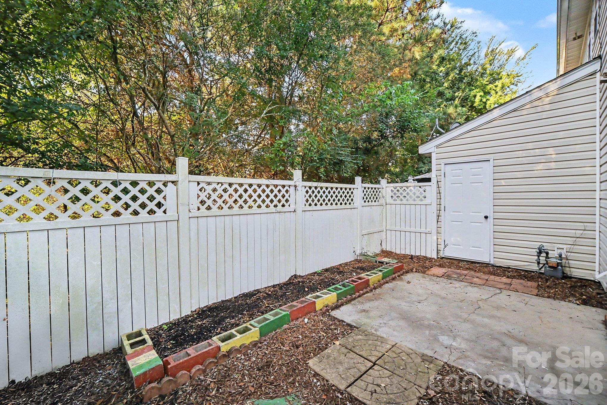417 Caddy Street Property Photo 39