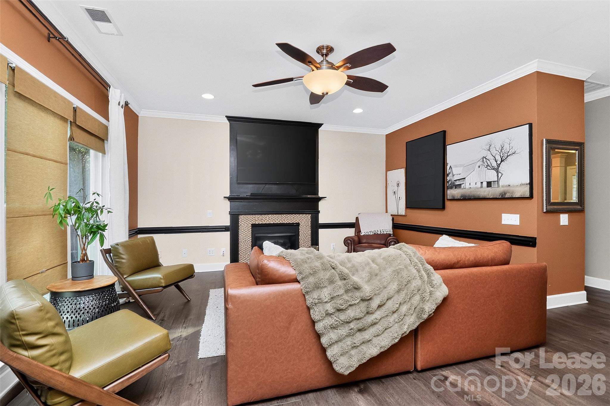 8437 Bridgestone Drive Property Photo 11