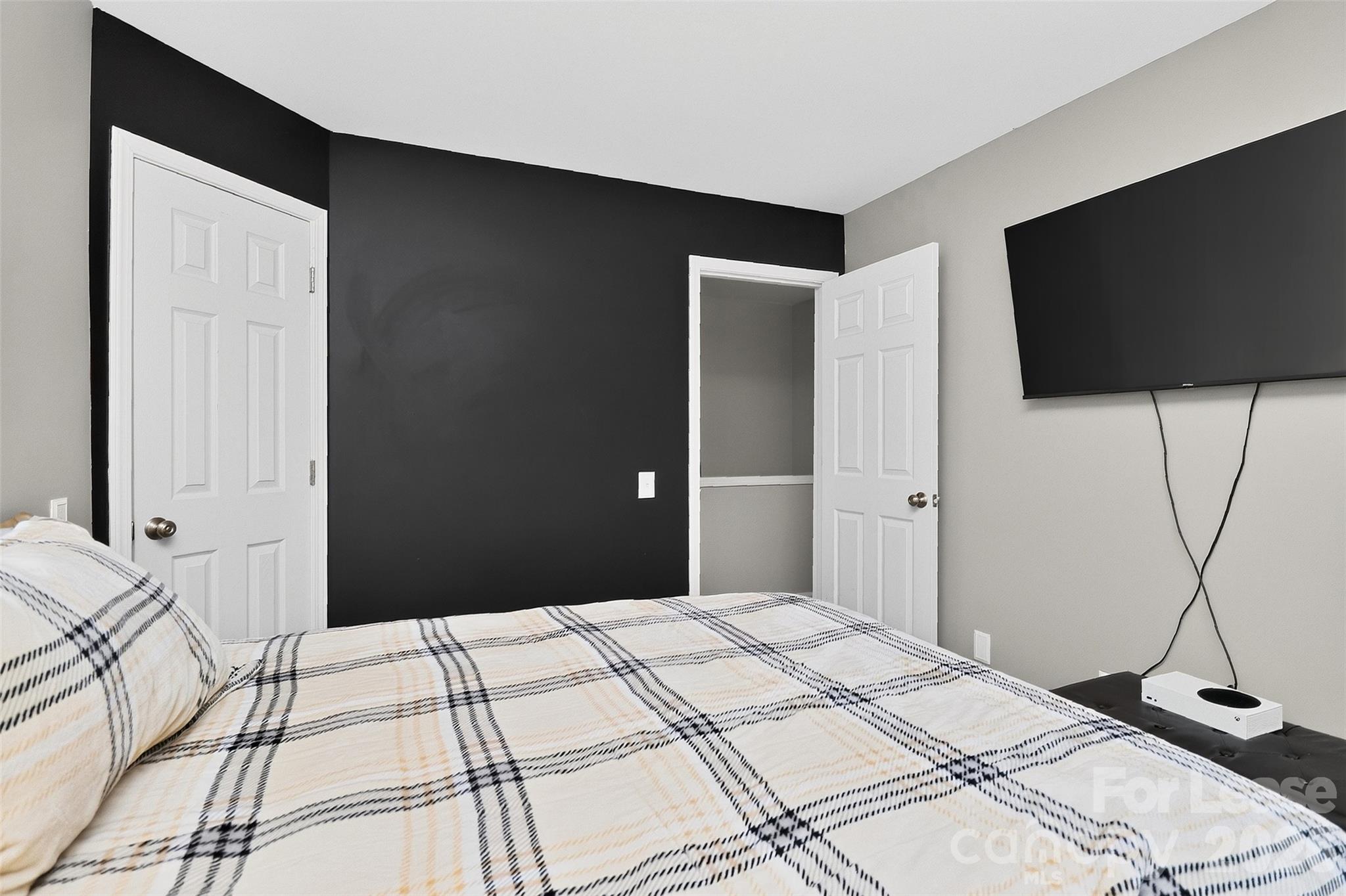 8437 Bridgestone Drive Property Photo 30