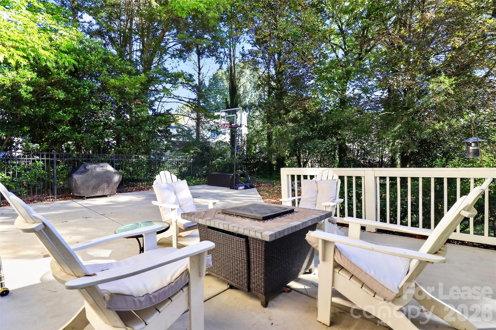 8437 Bridgestone Drive Property Photo 38