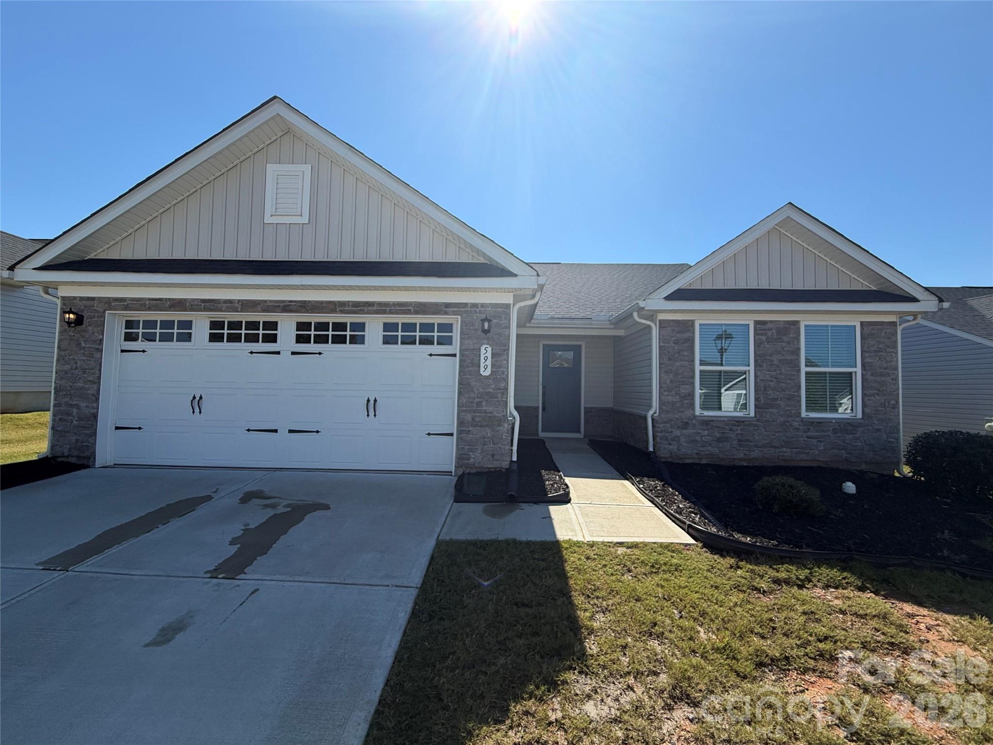 599 Grandiflora Avenue Property Photo 1
