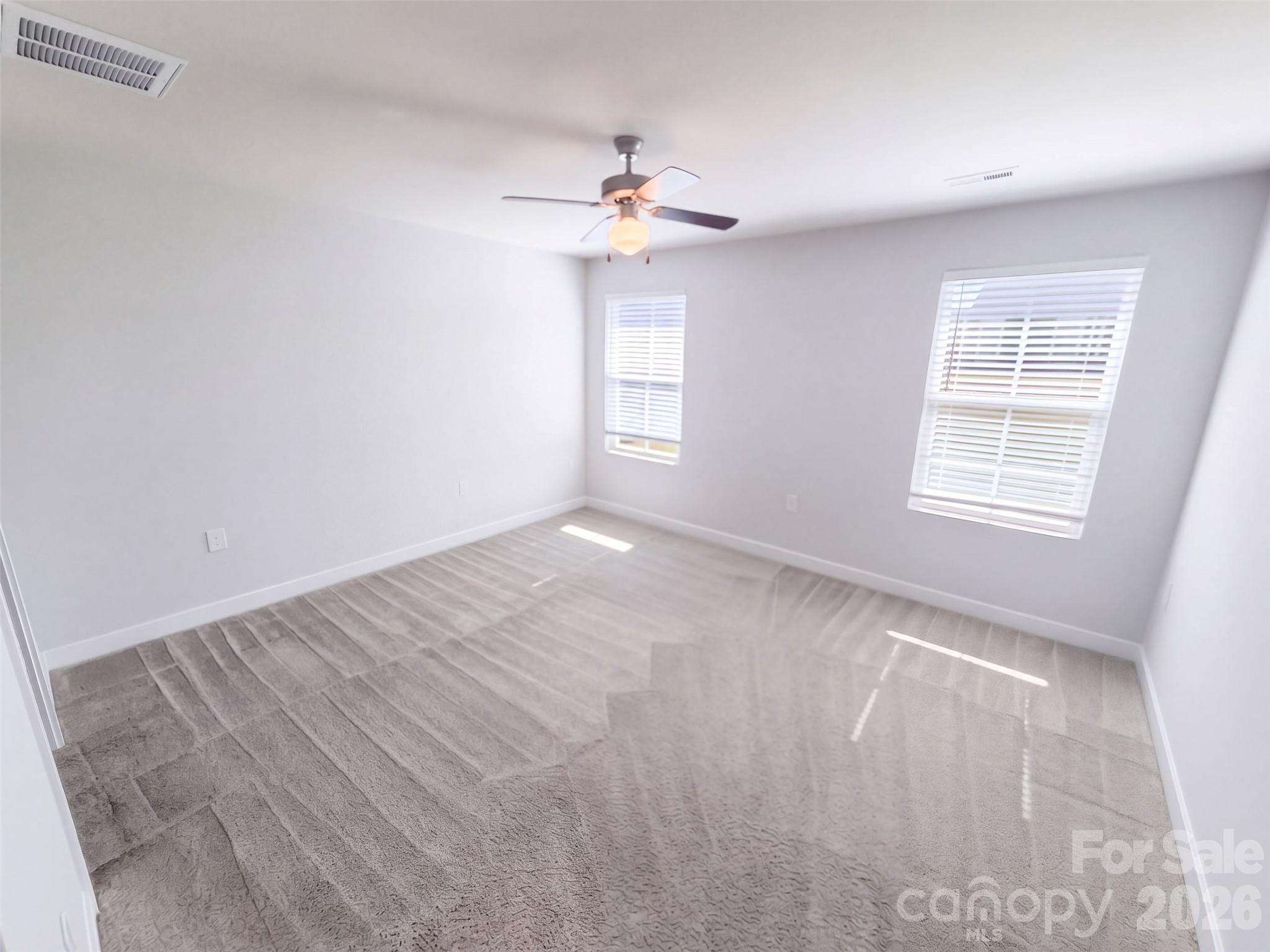 599 Grandiflora Avenue Property Photo 4