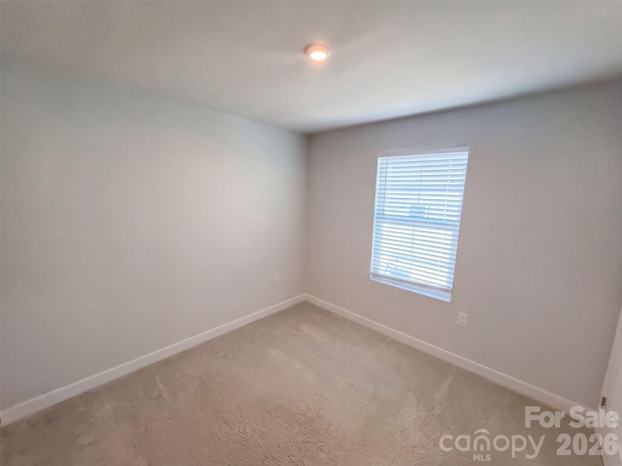 599 Grandiflora Avenue Property Photo 11