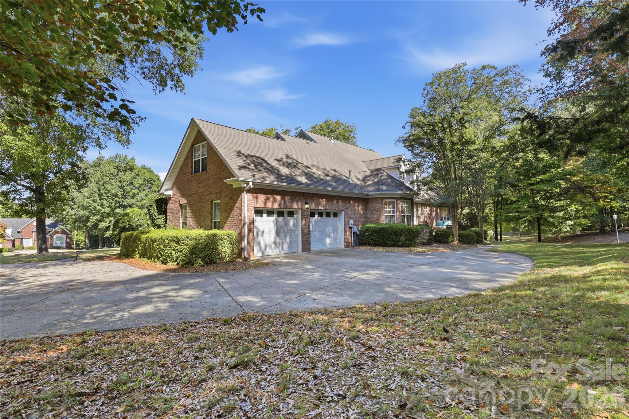 714 Bridgewater Drive Property Photo 38