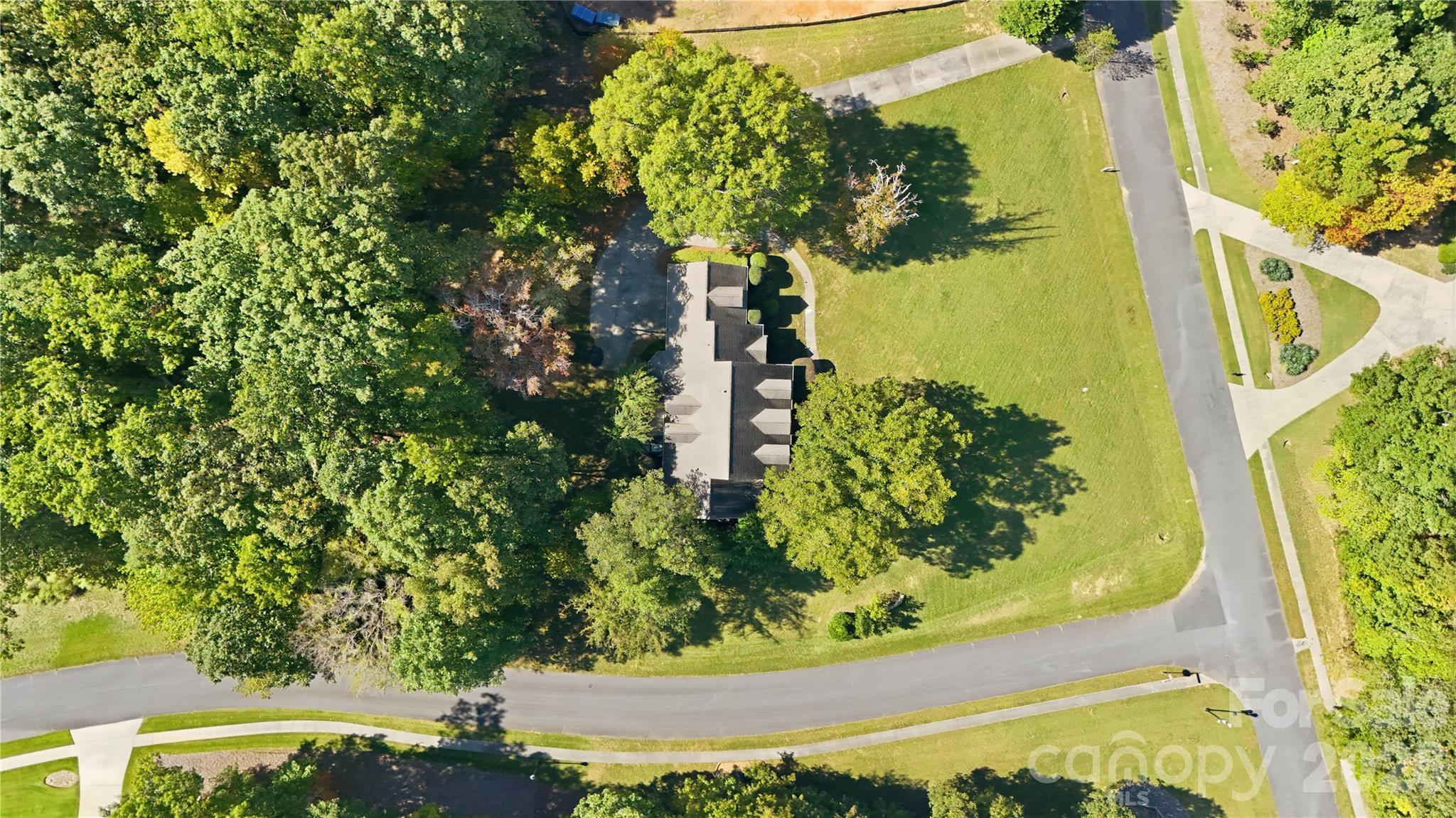 714 Bridgewater Drive Property Photo 39
