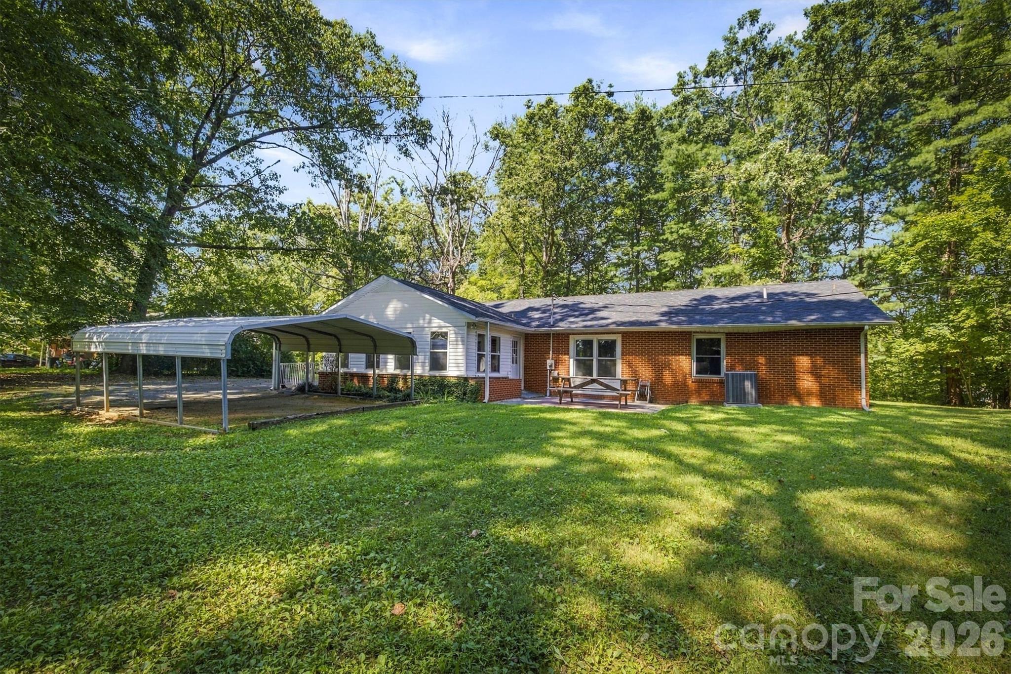 114 Fairview Road Property Photo 3