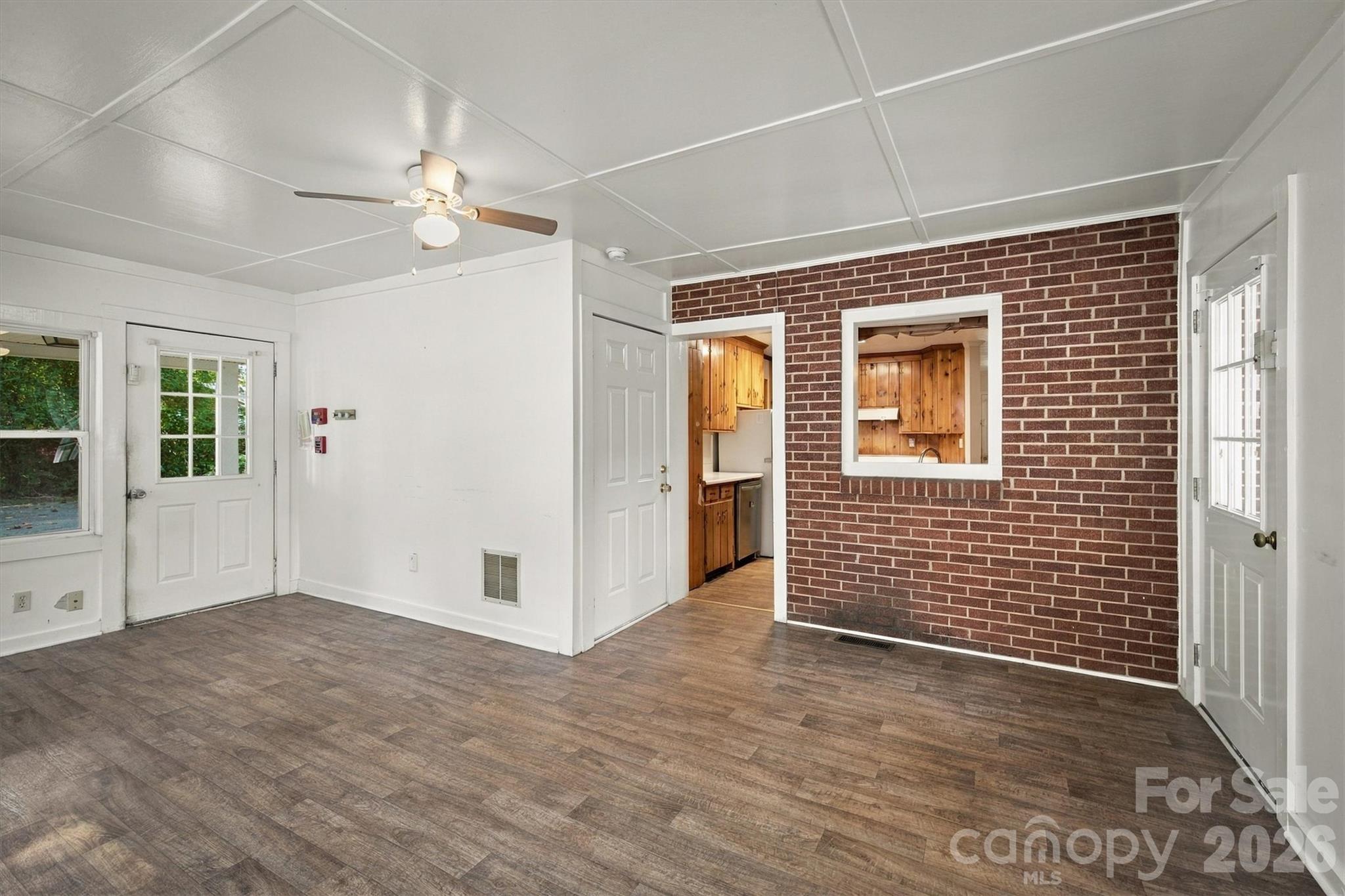 114 Fairview Road Property Photo 7