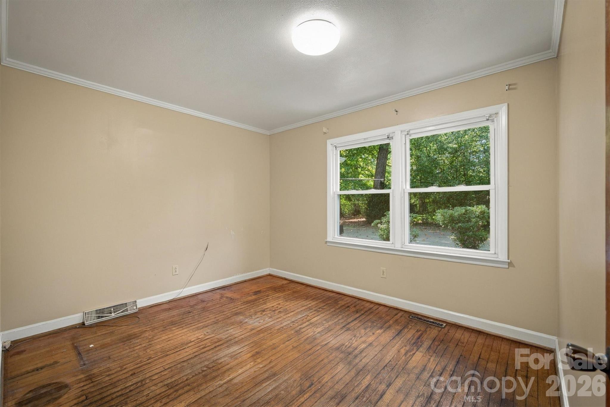 114 Fairview Road Property Photo 11