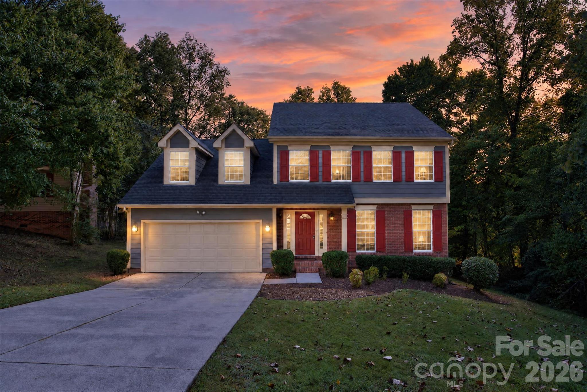 12427 Woodside Falls Road Property Photo 2