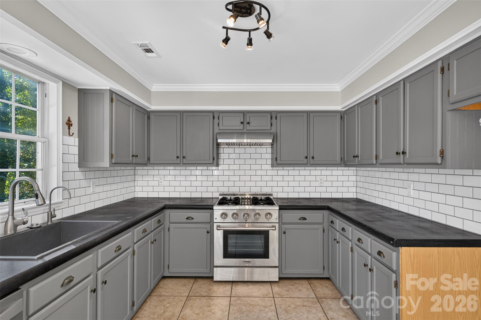 12427 Woodside Falls Road Property Photo 15