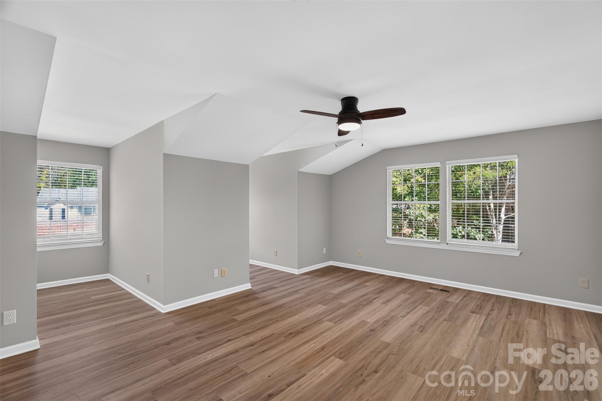12427 Woodside Falls Road Property Photo 27