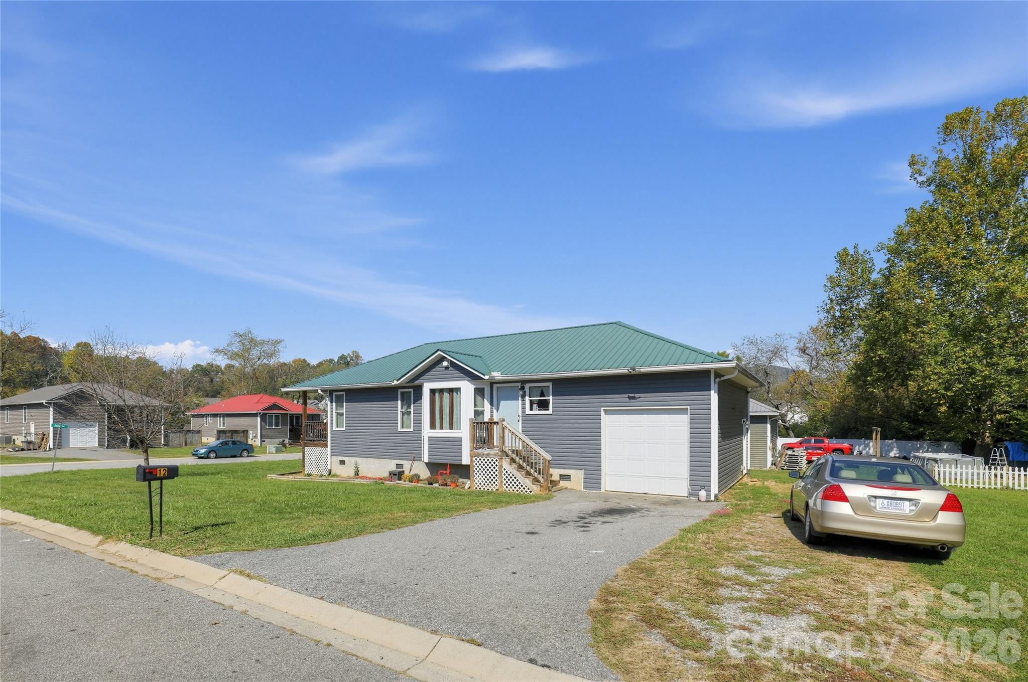 12 Janie Drive Property Photo 1
