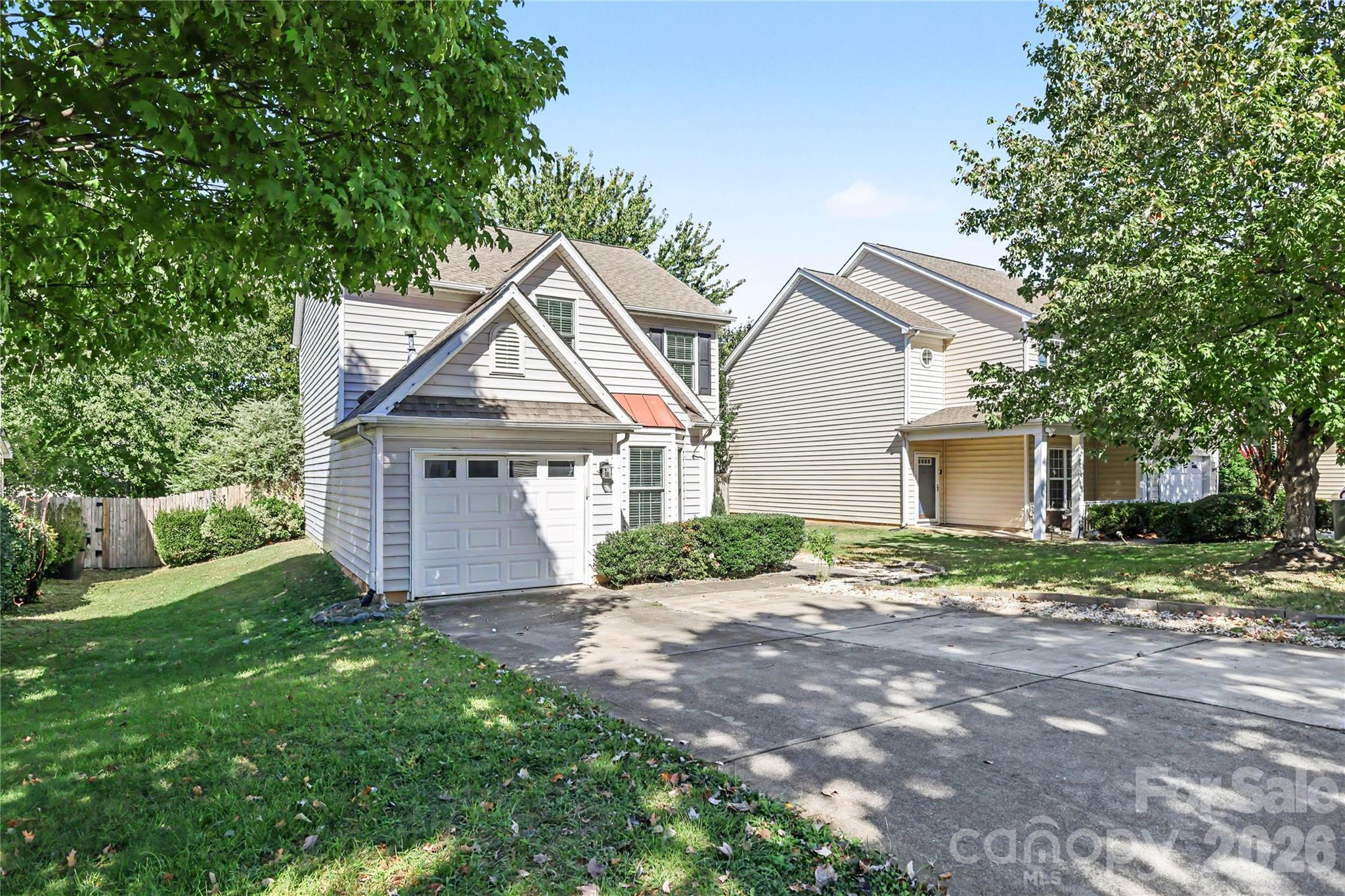 2314 Mirage Place Property Photo 2