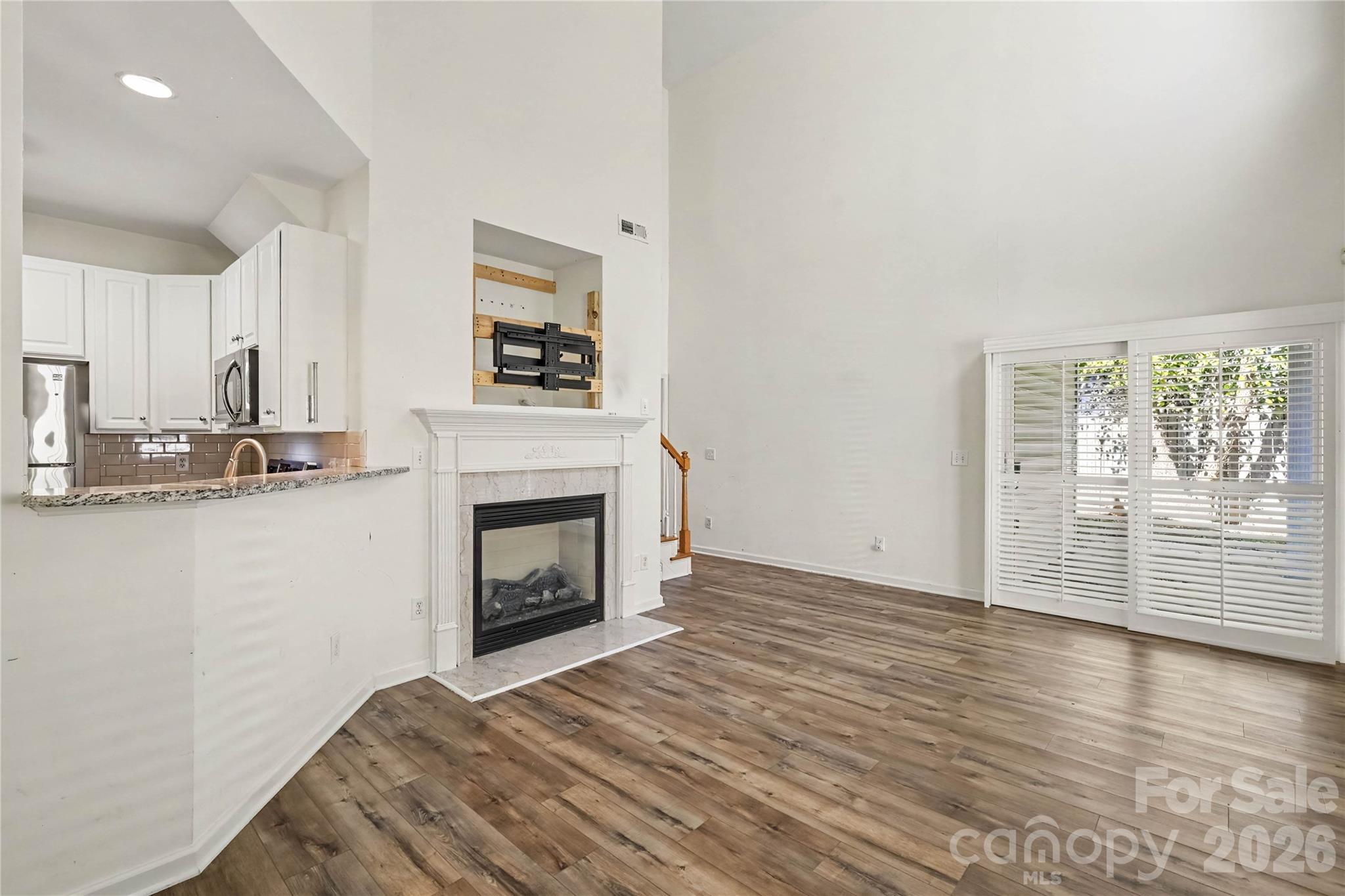 2314 Mirage Place Property Photo 6