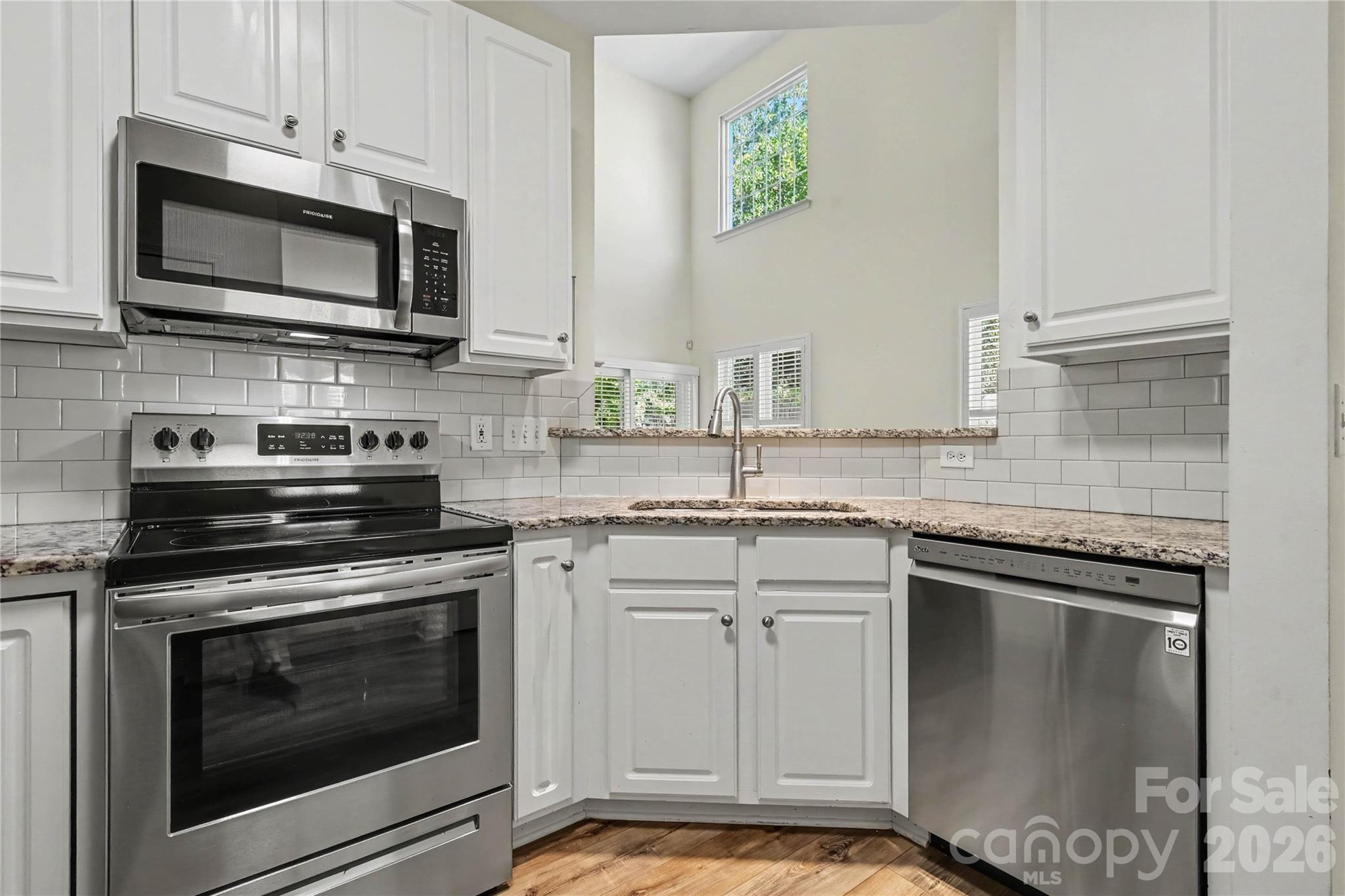 2314 Mirage Place Property Photo 12