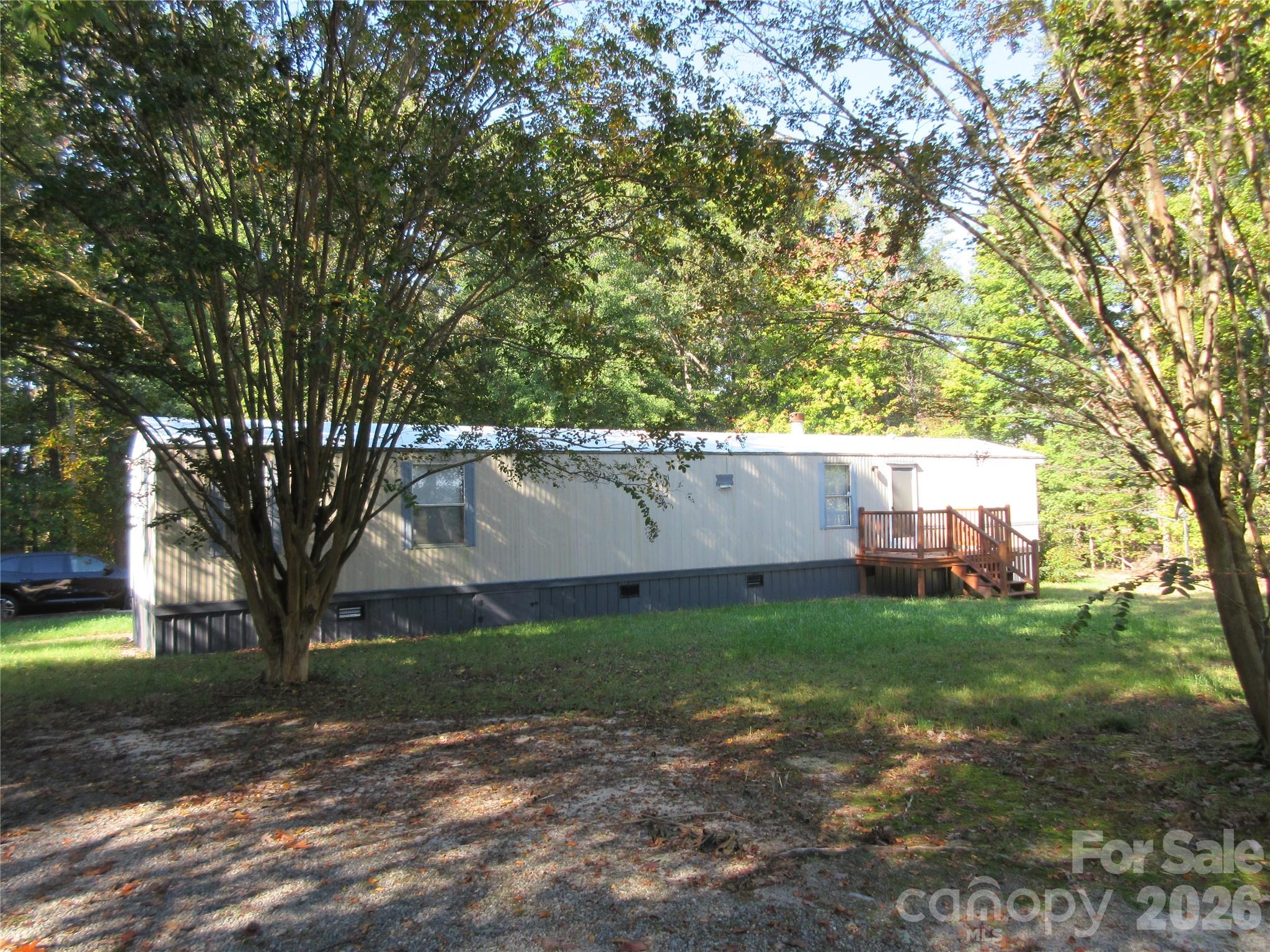991 Horn Mill Road Property Photo 1