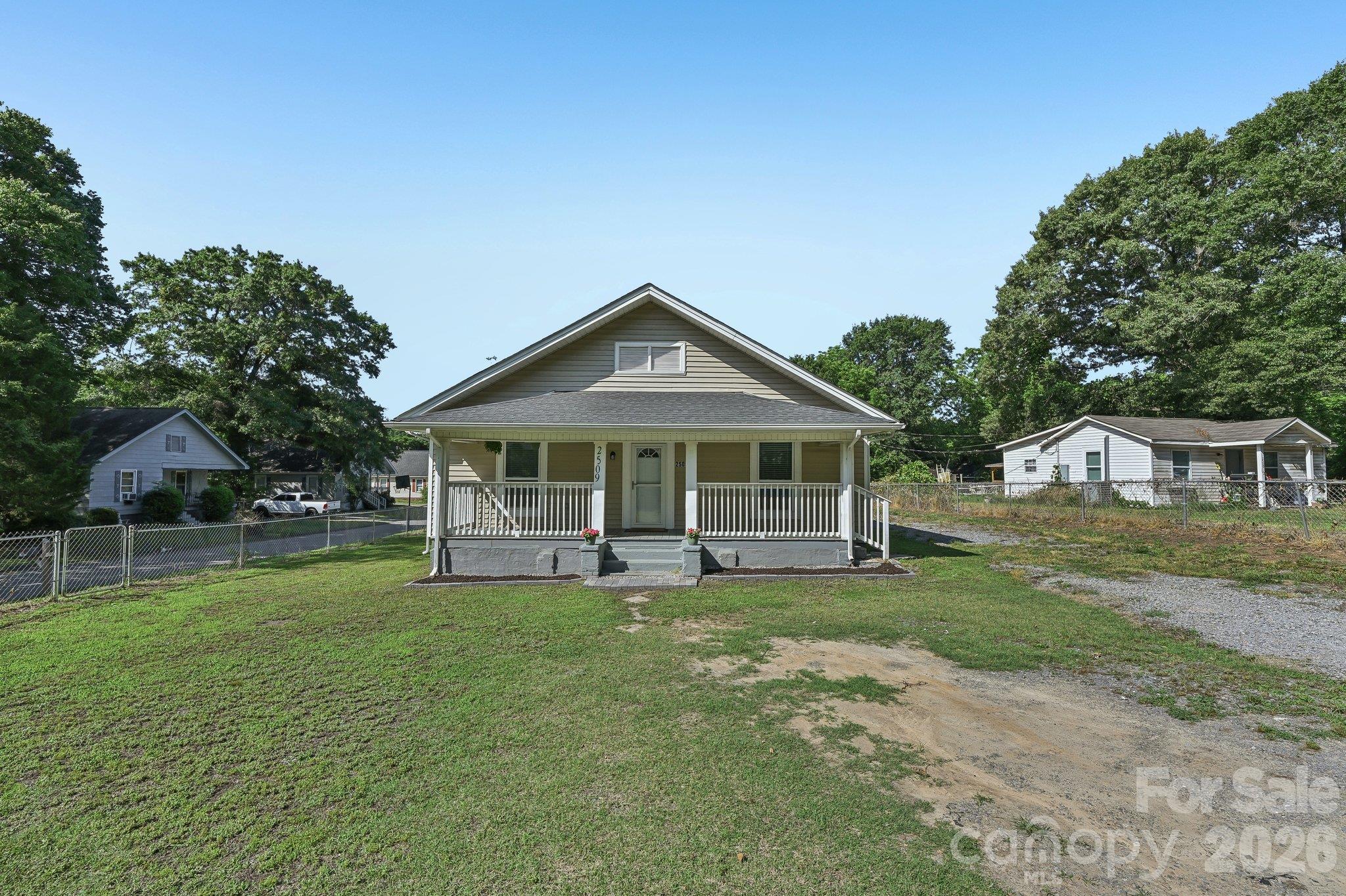 2509 Gardner Street Property Photo 1