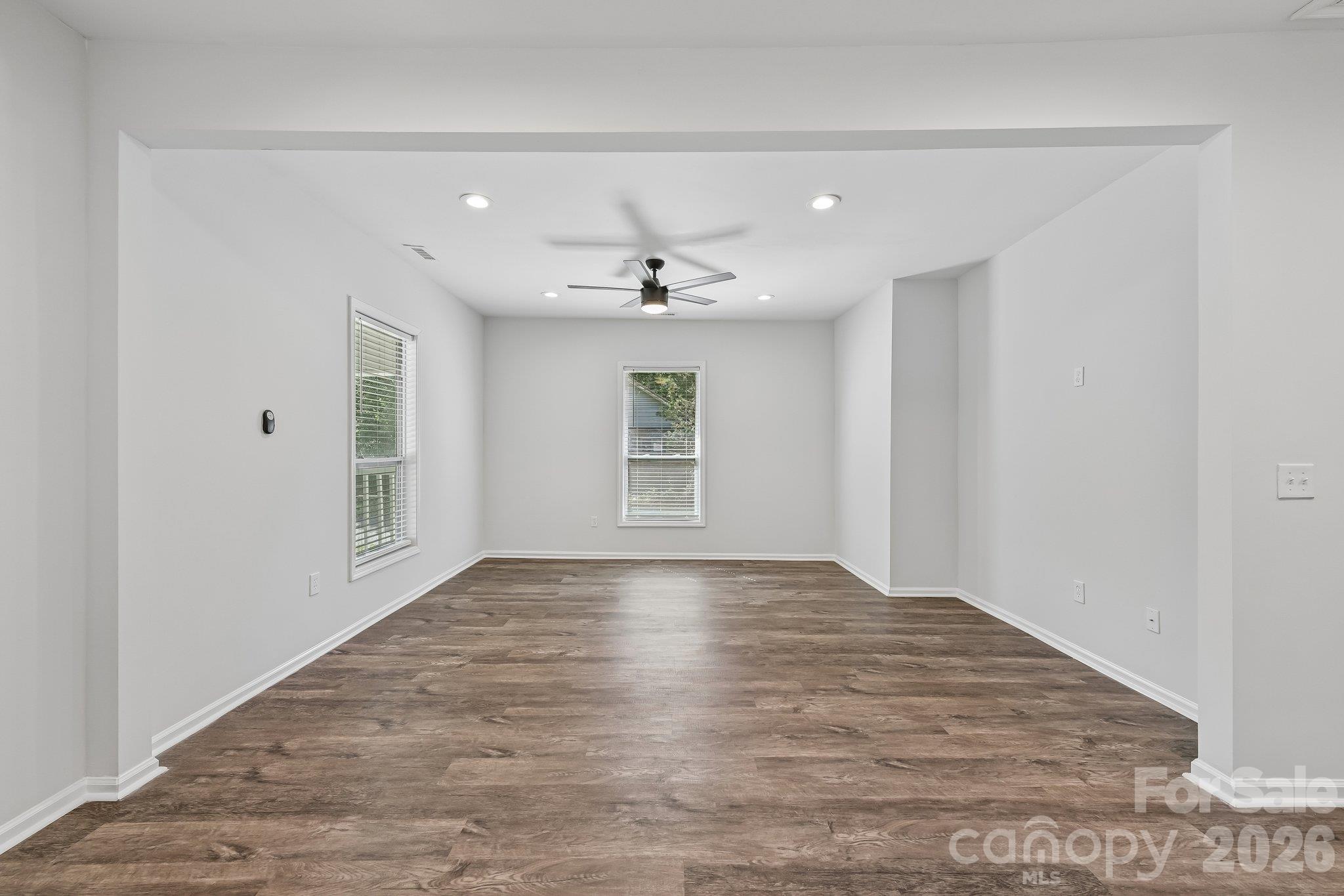 2509 Gardner Street Property Photo 13