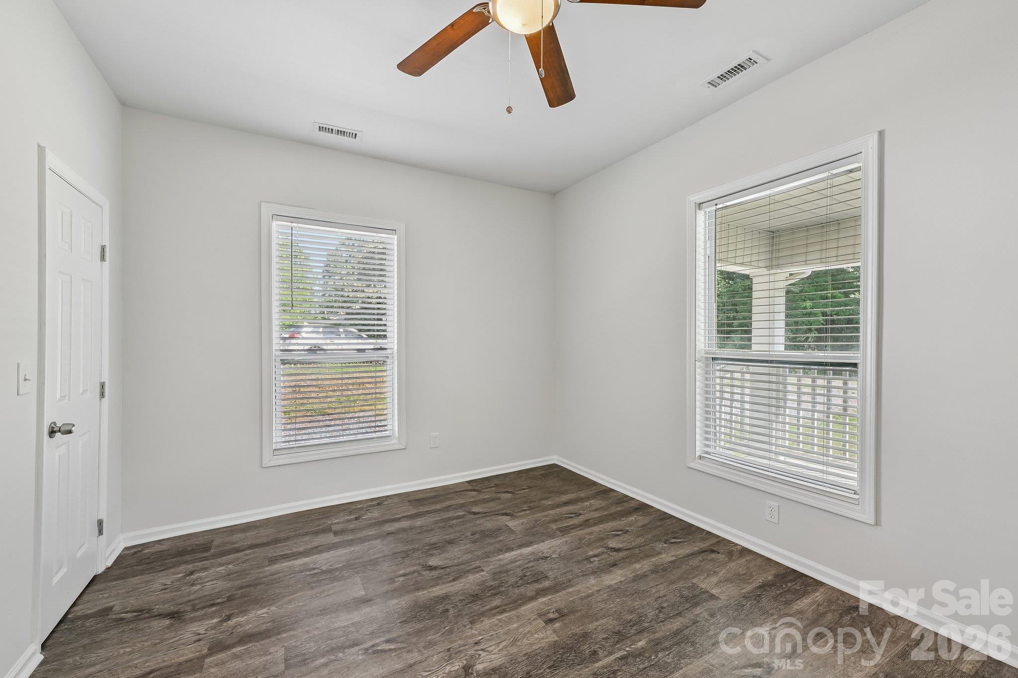 2509 Gardner Street Property Photo 22
