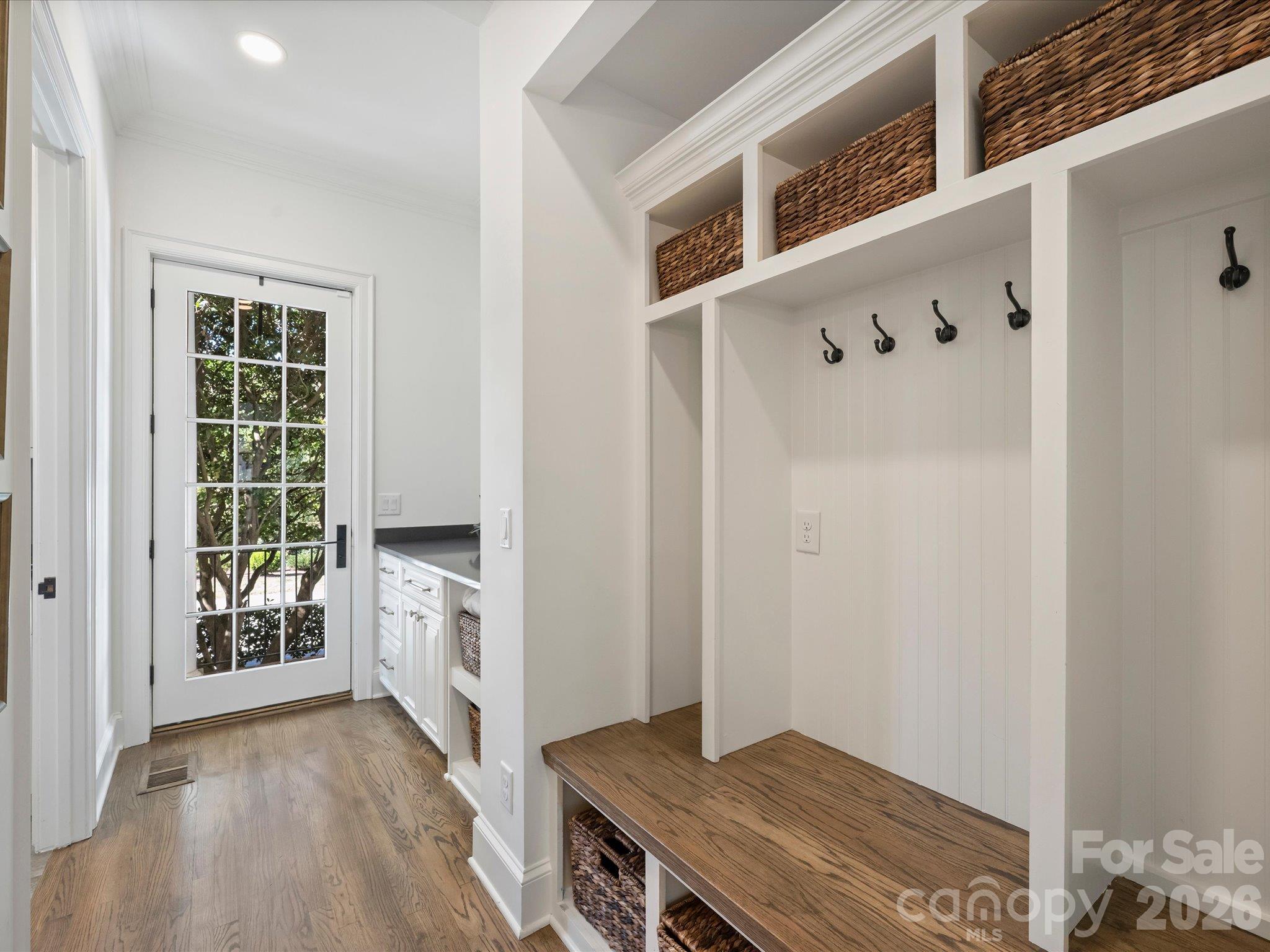 3601 Hampton Manor Drive Property Photo 20