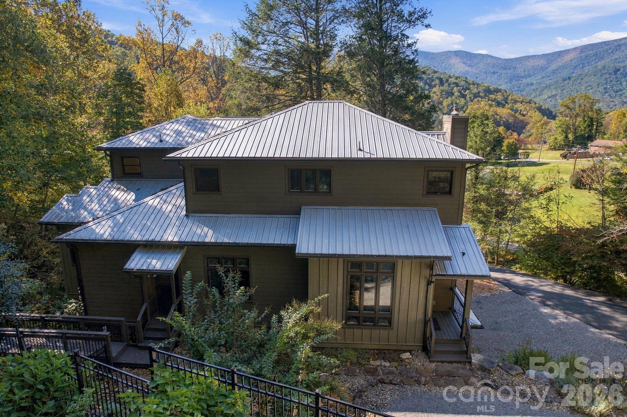 39 Williams Cove Road Property Photo 1