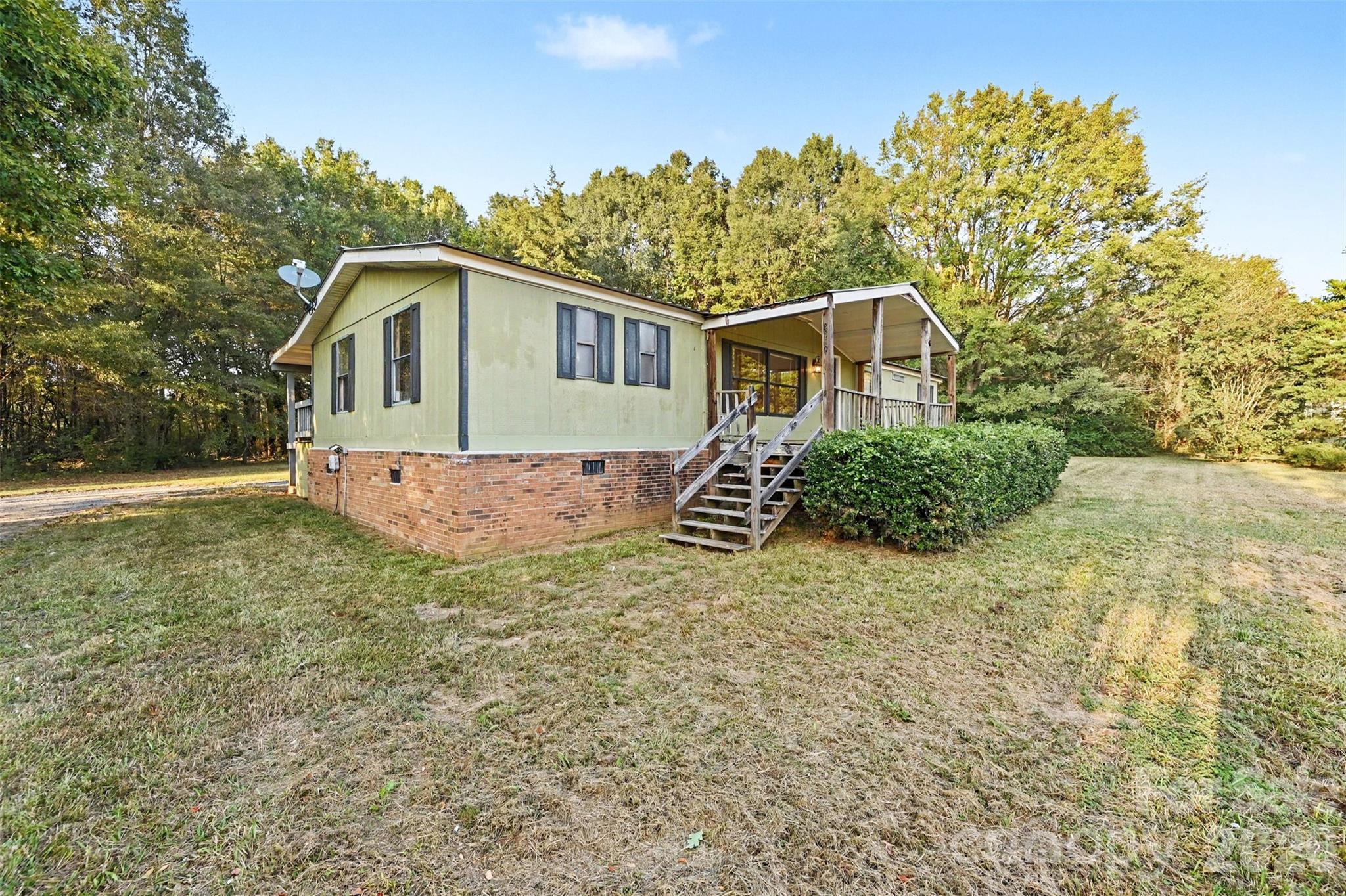 2819 Highway 218 Highway Property Photo 3