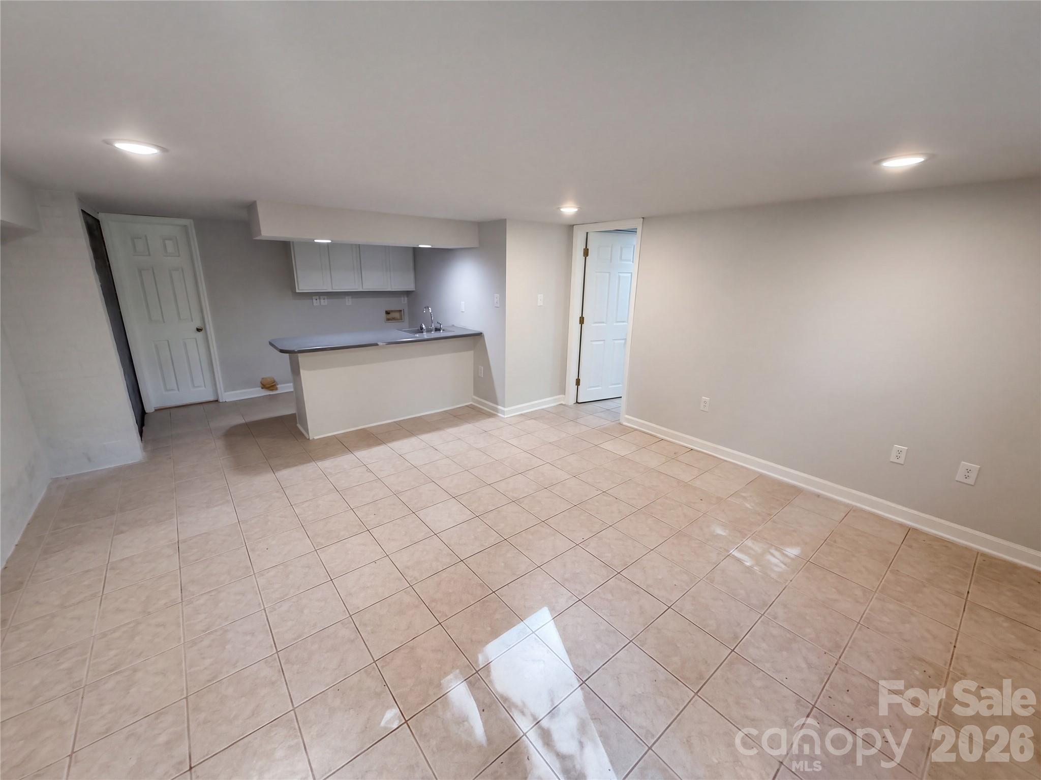 120 Smith Street Property Photo 15