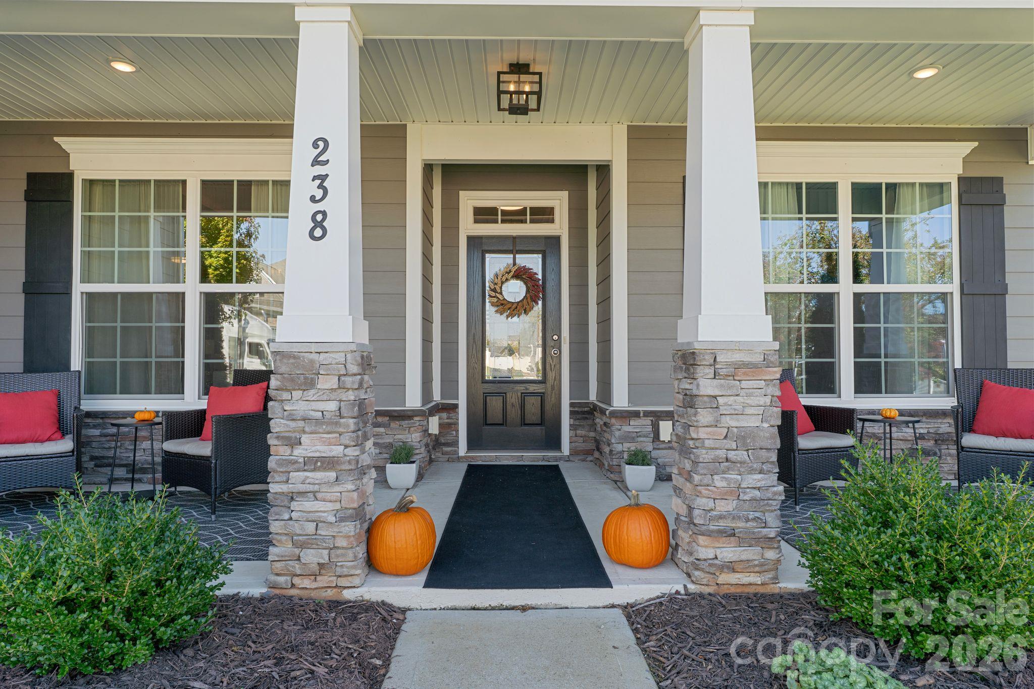 238 Bushney Loop Property Photo 5