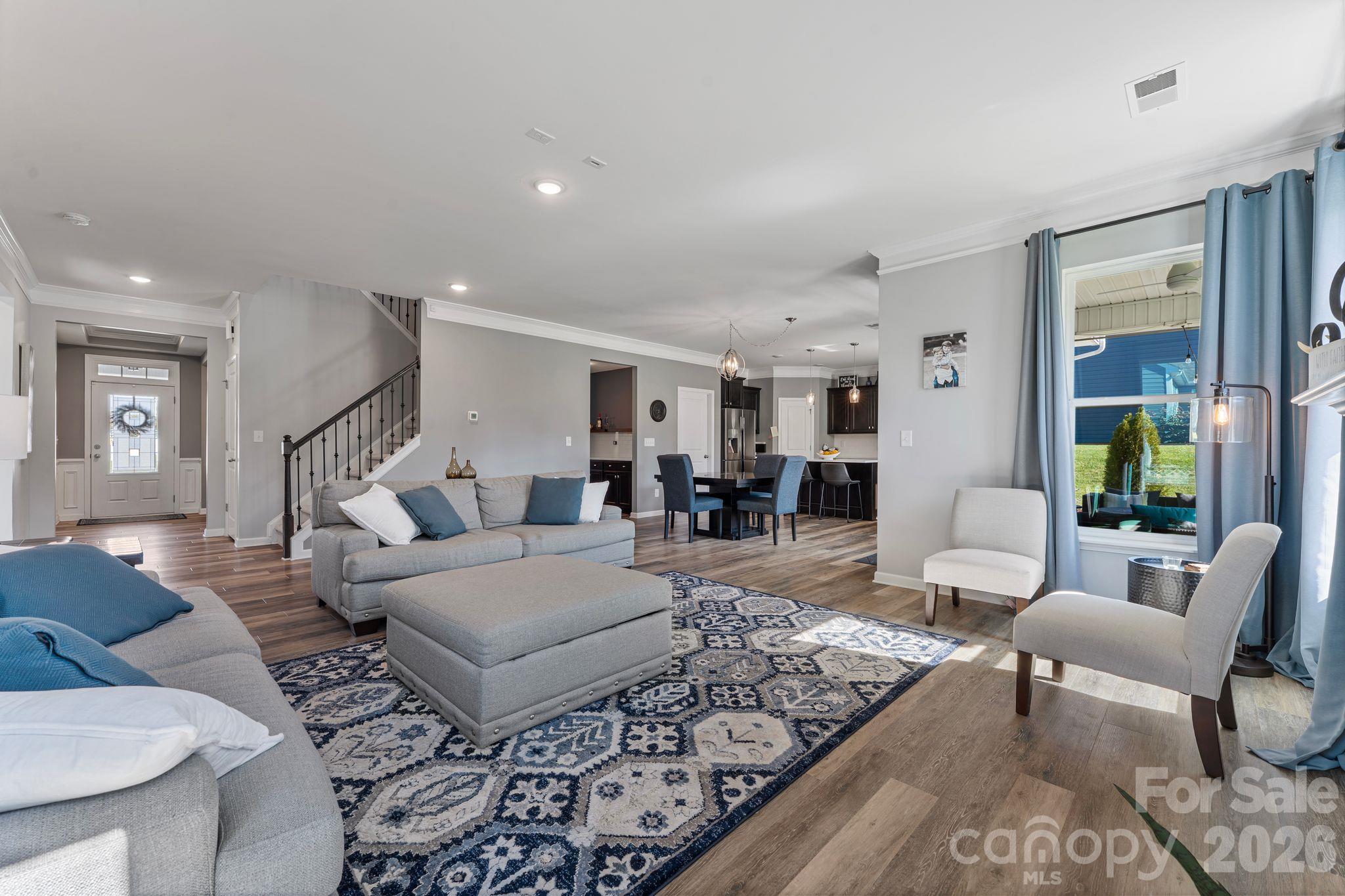 238 Bushney Loop Property Photo 11