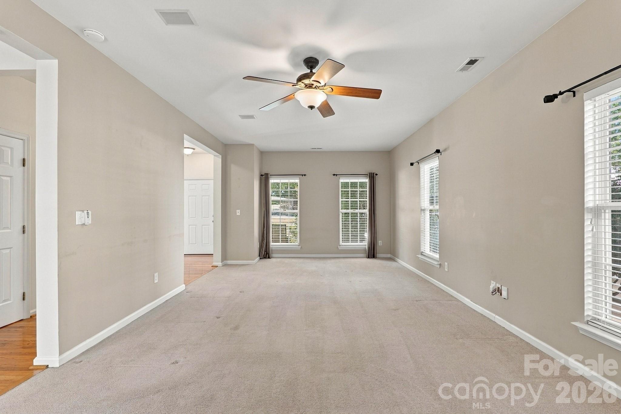 12025 Harmon Lane Property Photo 8