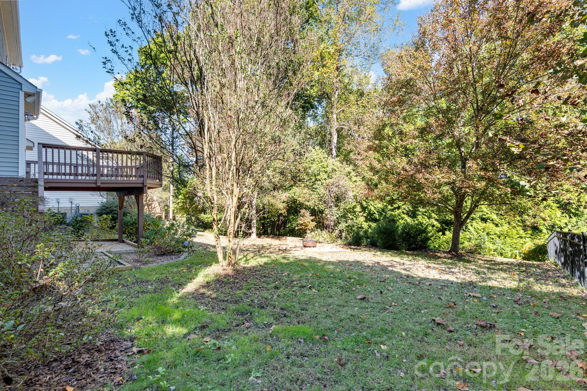 12025 Harmon Lane Property Photo 24