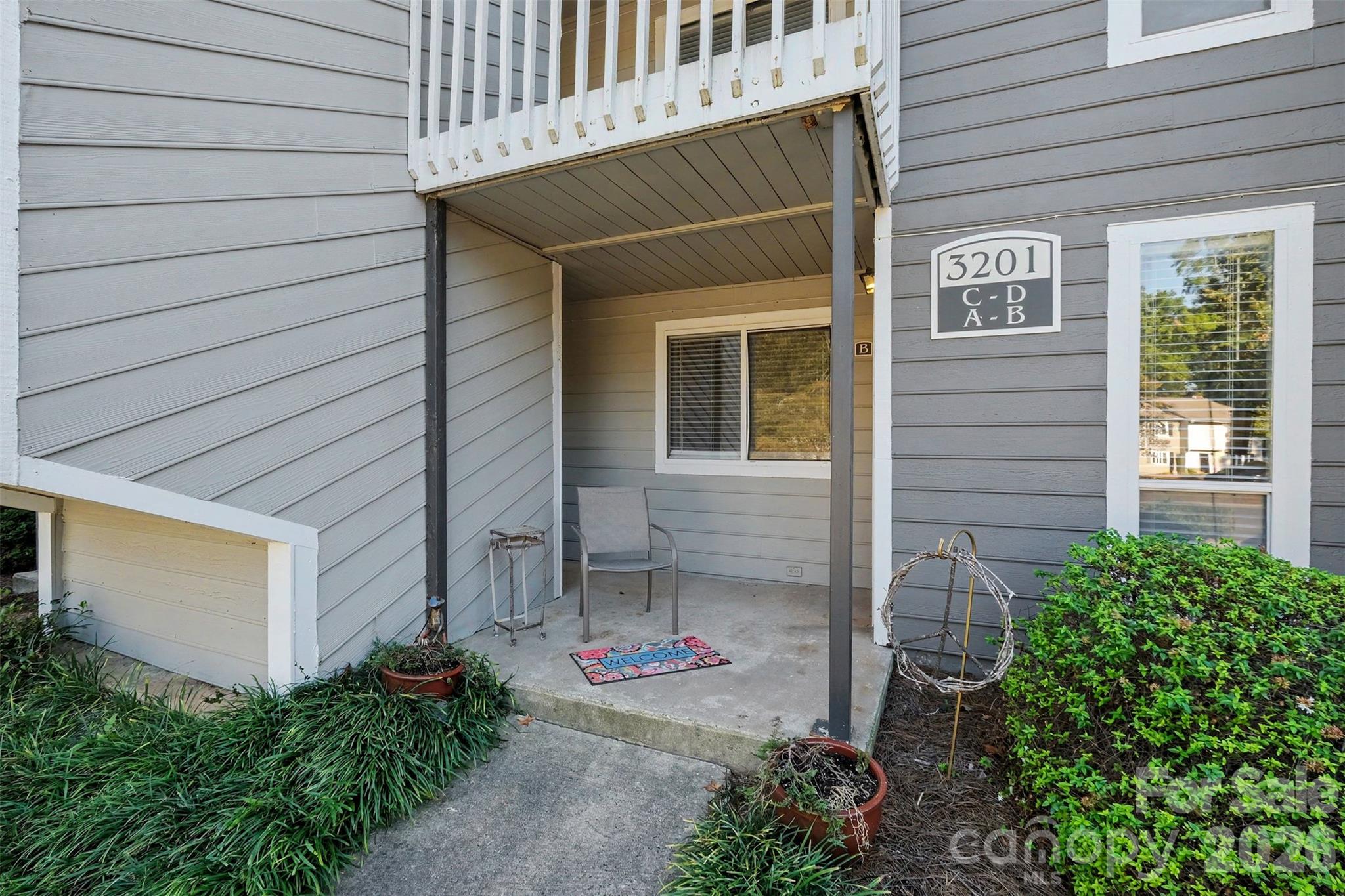 3201 Heathstead Place Property Photo 3