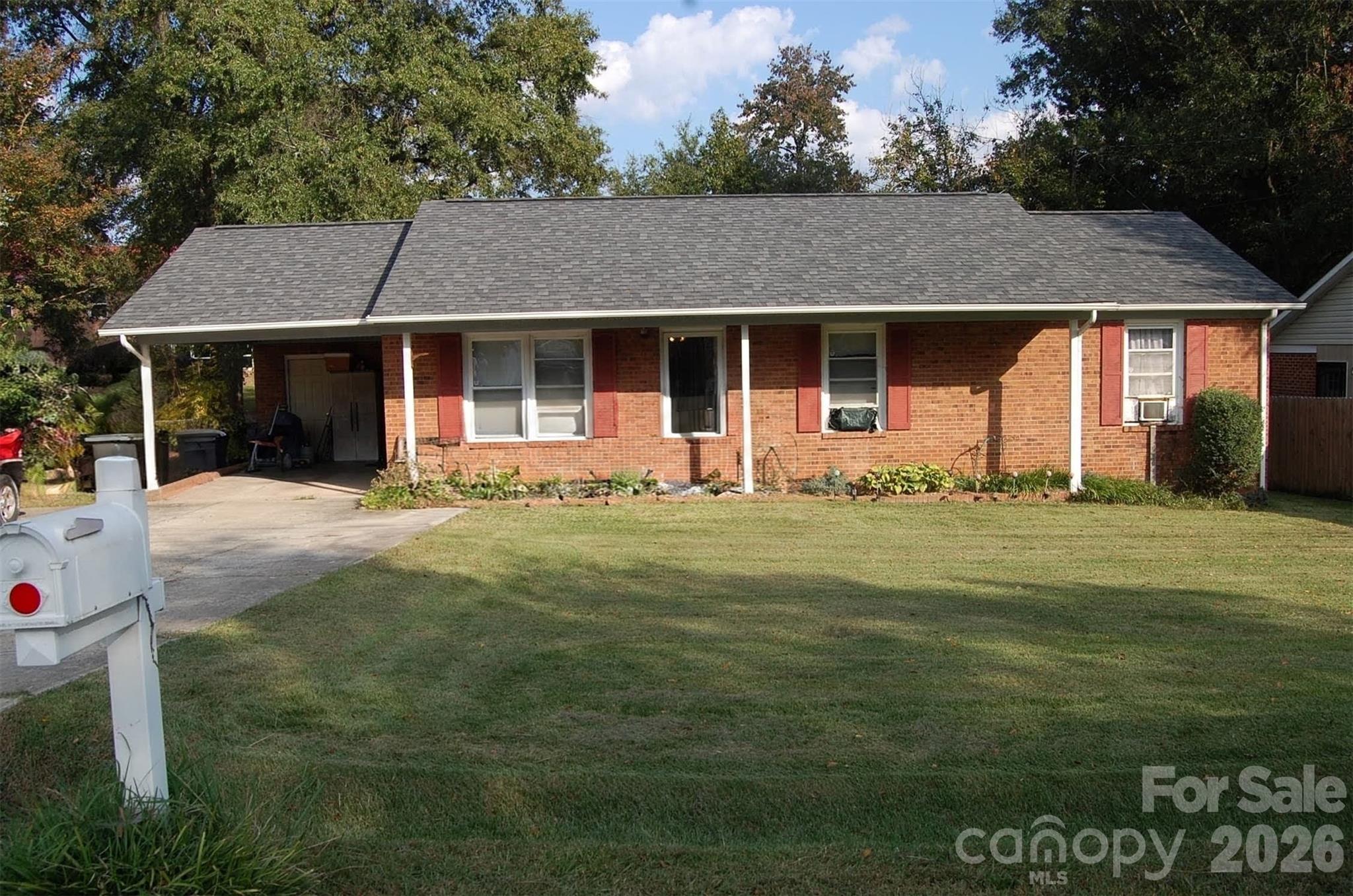 2920 Springdale Avenue Property Photo 2