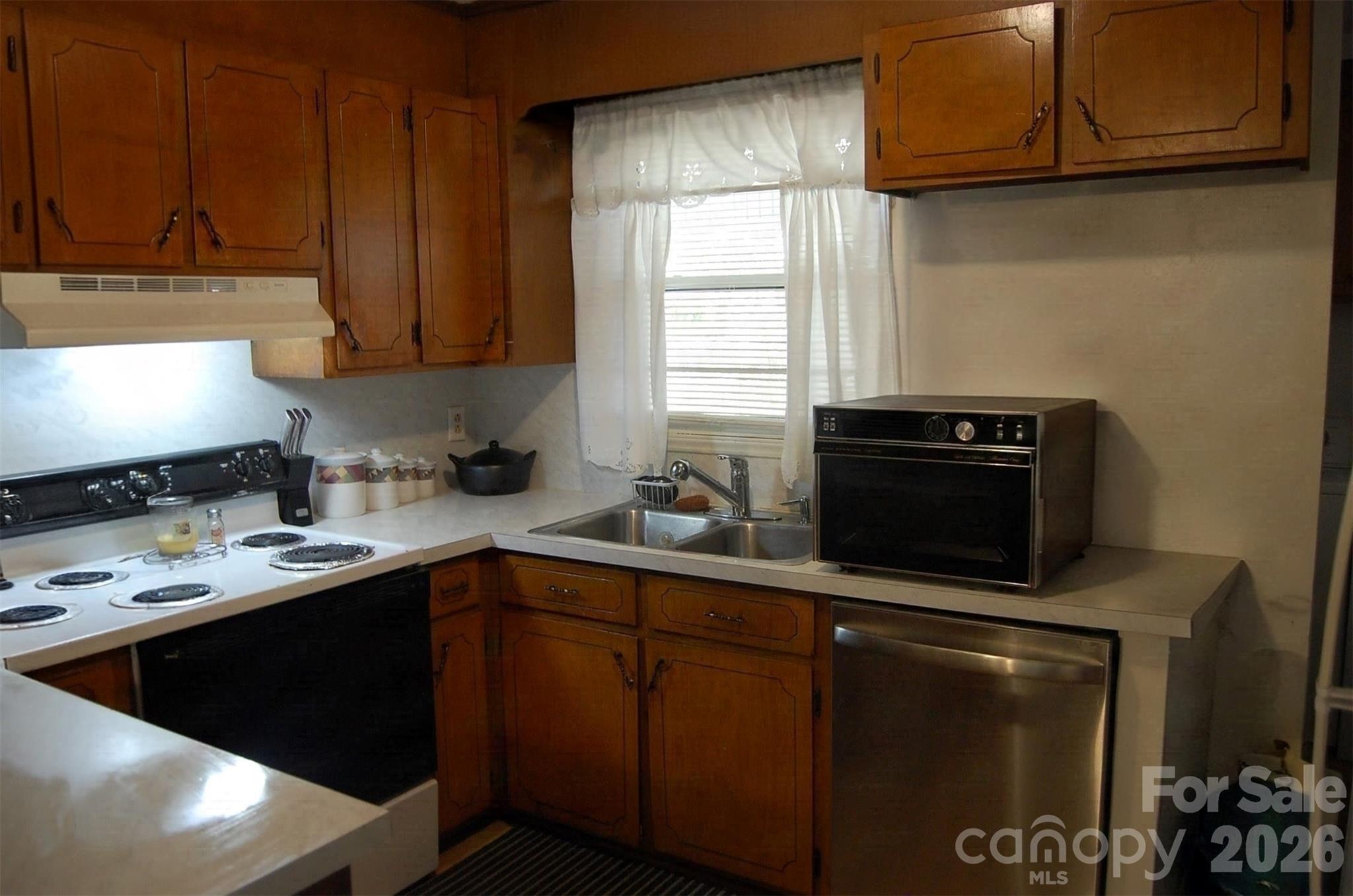 2920 Springdale Avenue Property Photo 6