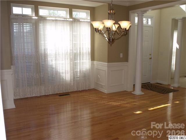 1045 Muirfield Drive Property Photo 2