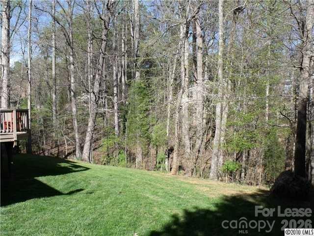 1045 Muirfield Drive Property Photo 16