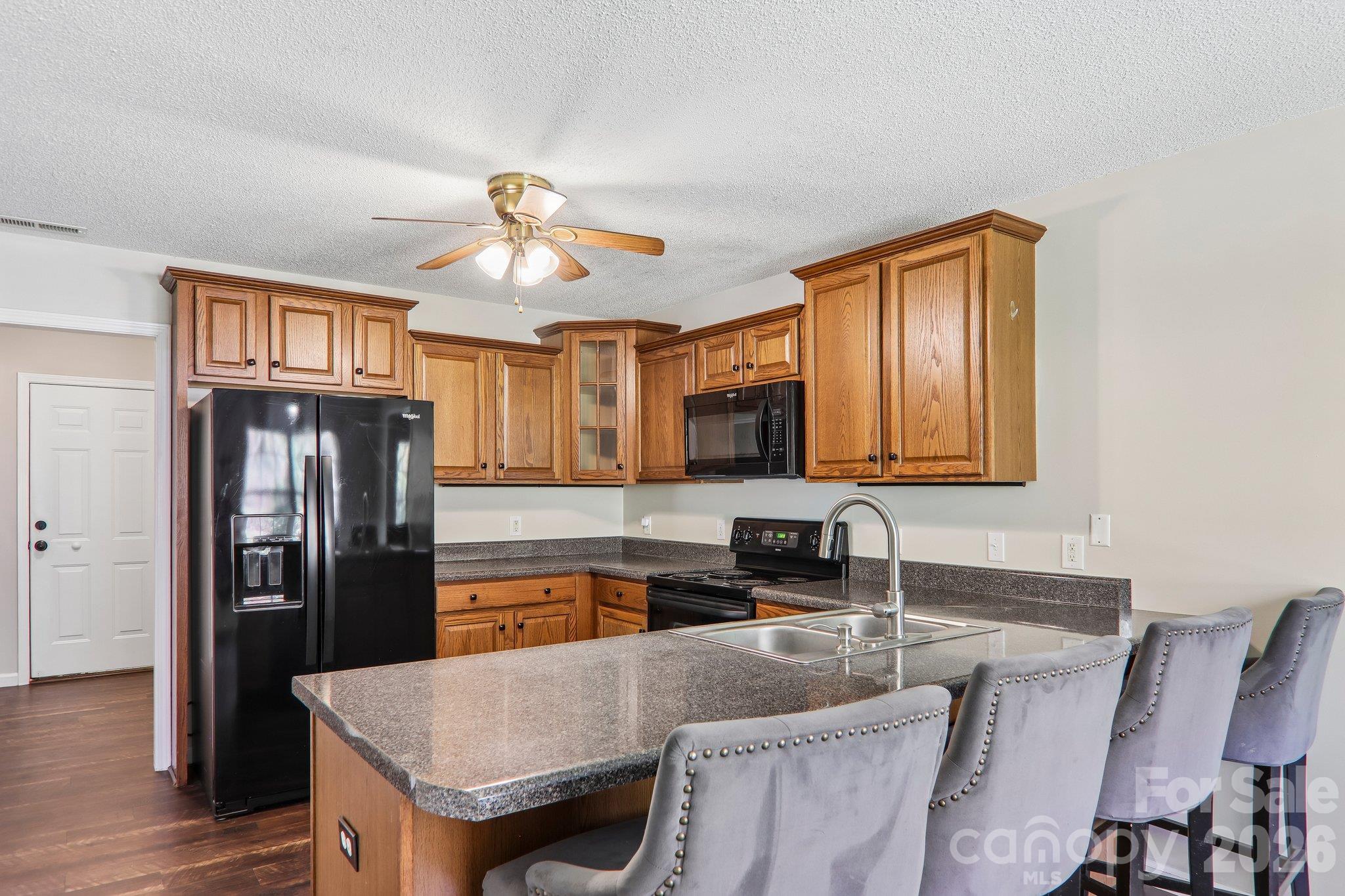 85 Guy Way Property Photo 13