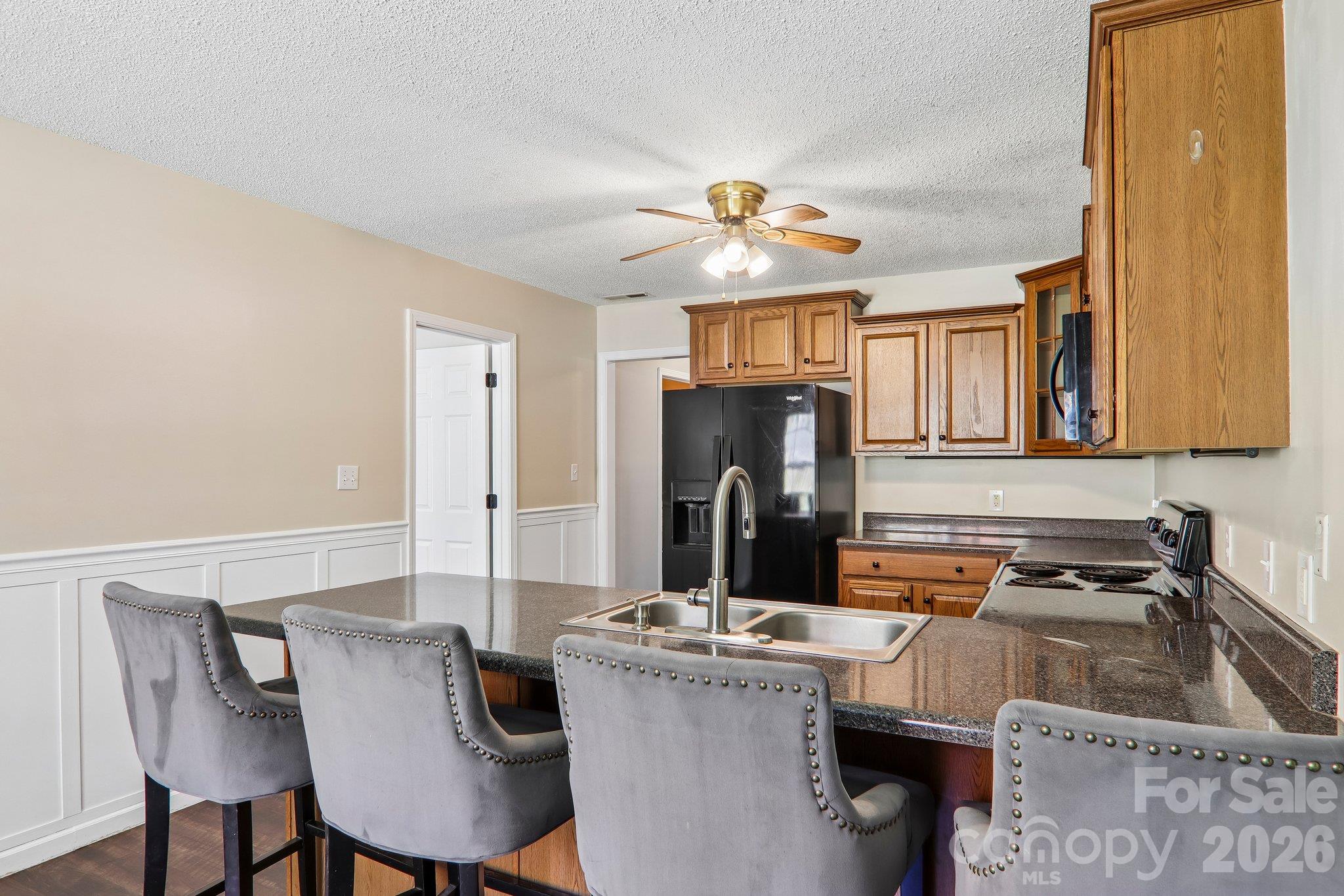 85 Guy Way Property Photo 14