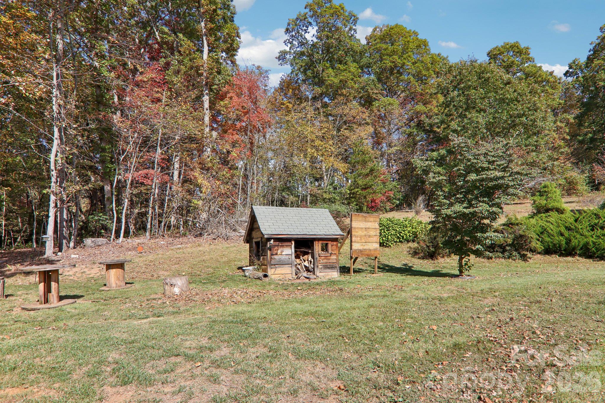 85 Guy Way Property Photo 37