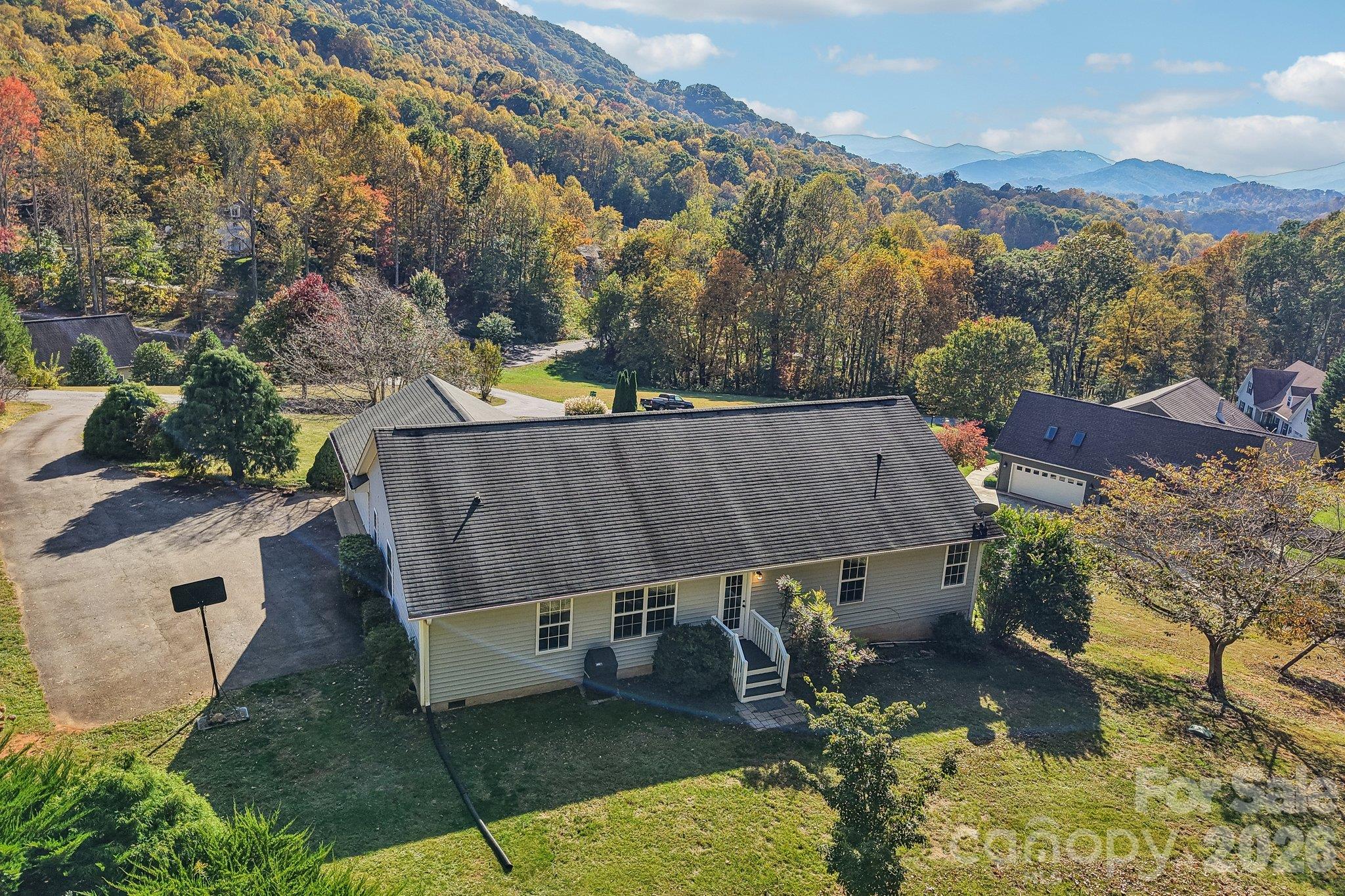 85 Guy Way Property Photo 40