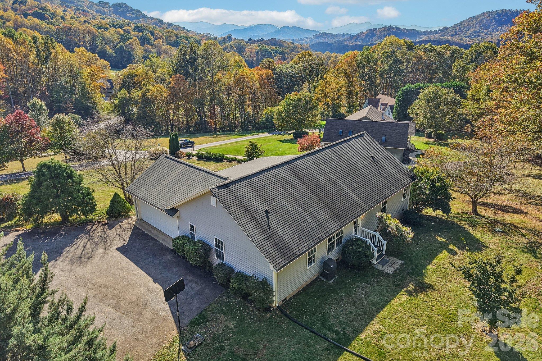 85 Guy Way Property Photo 41