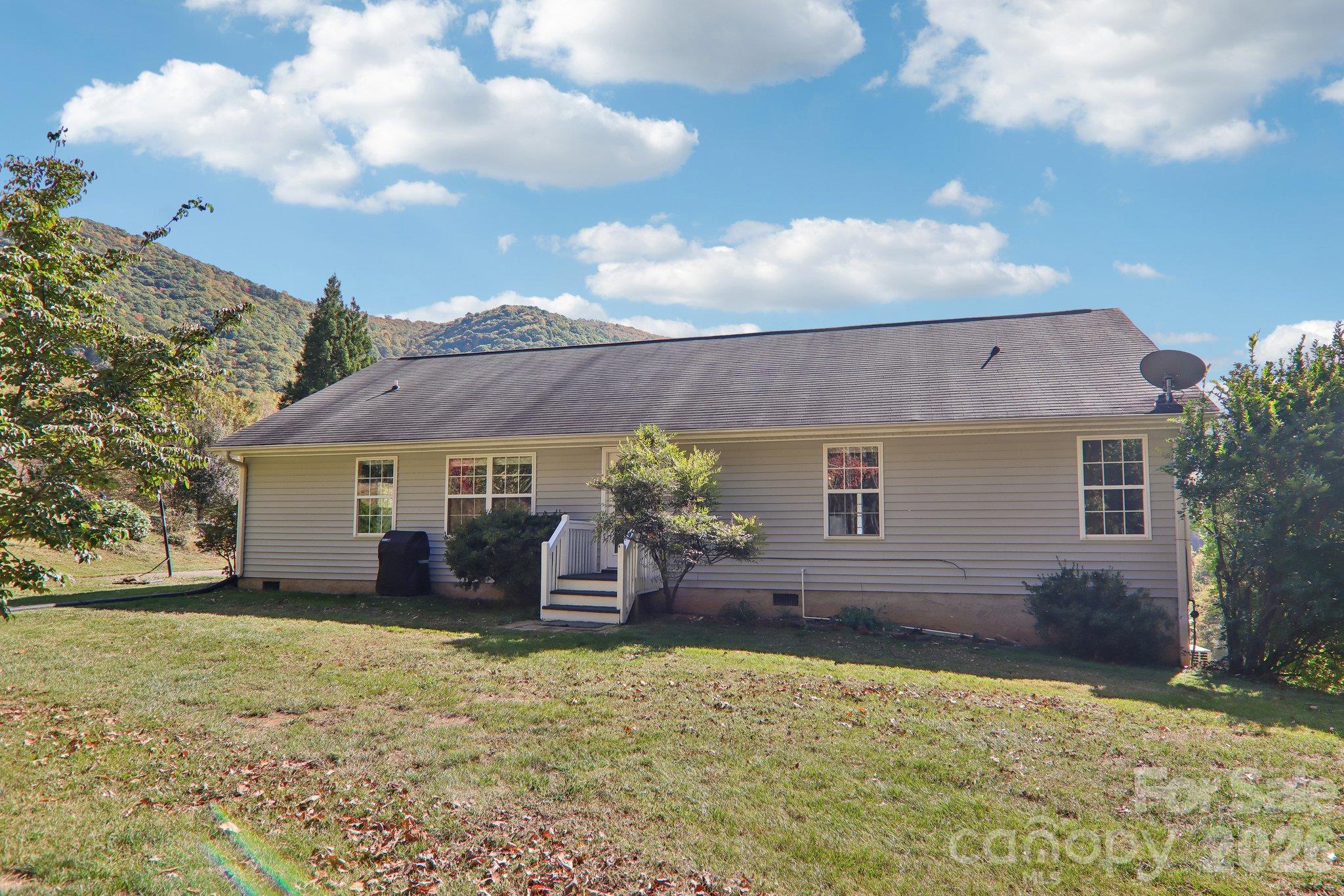 85 Guy Way Property Photo 47