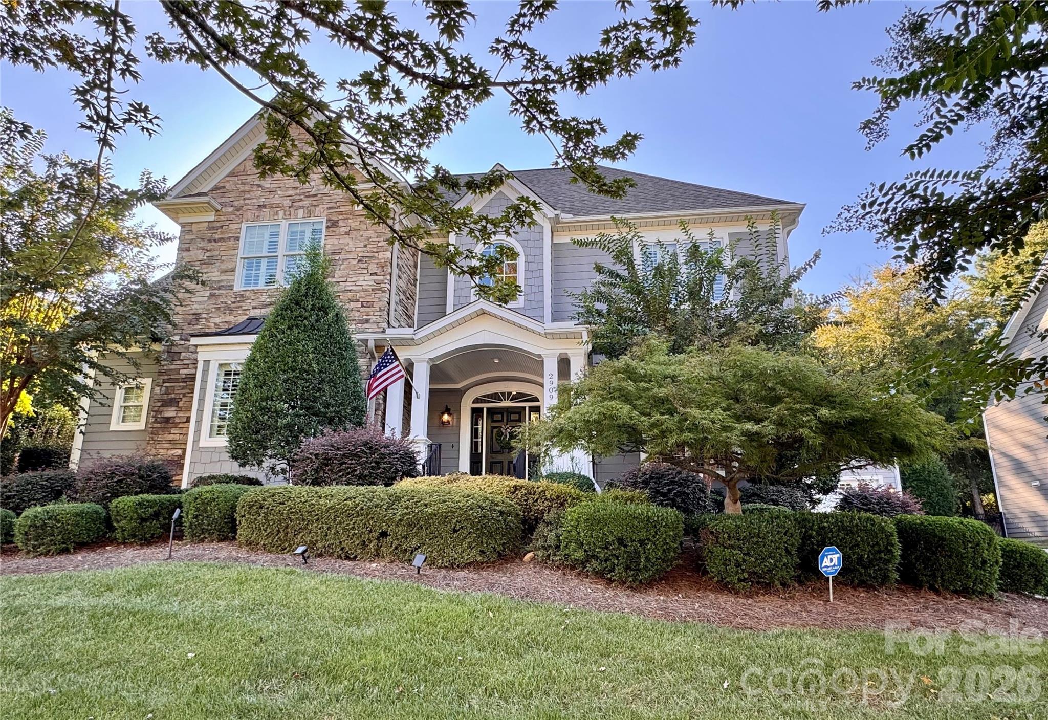 2909 Donegal Drive Property Photo 1