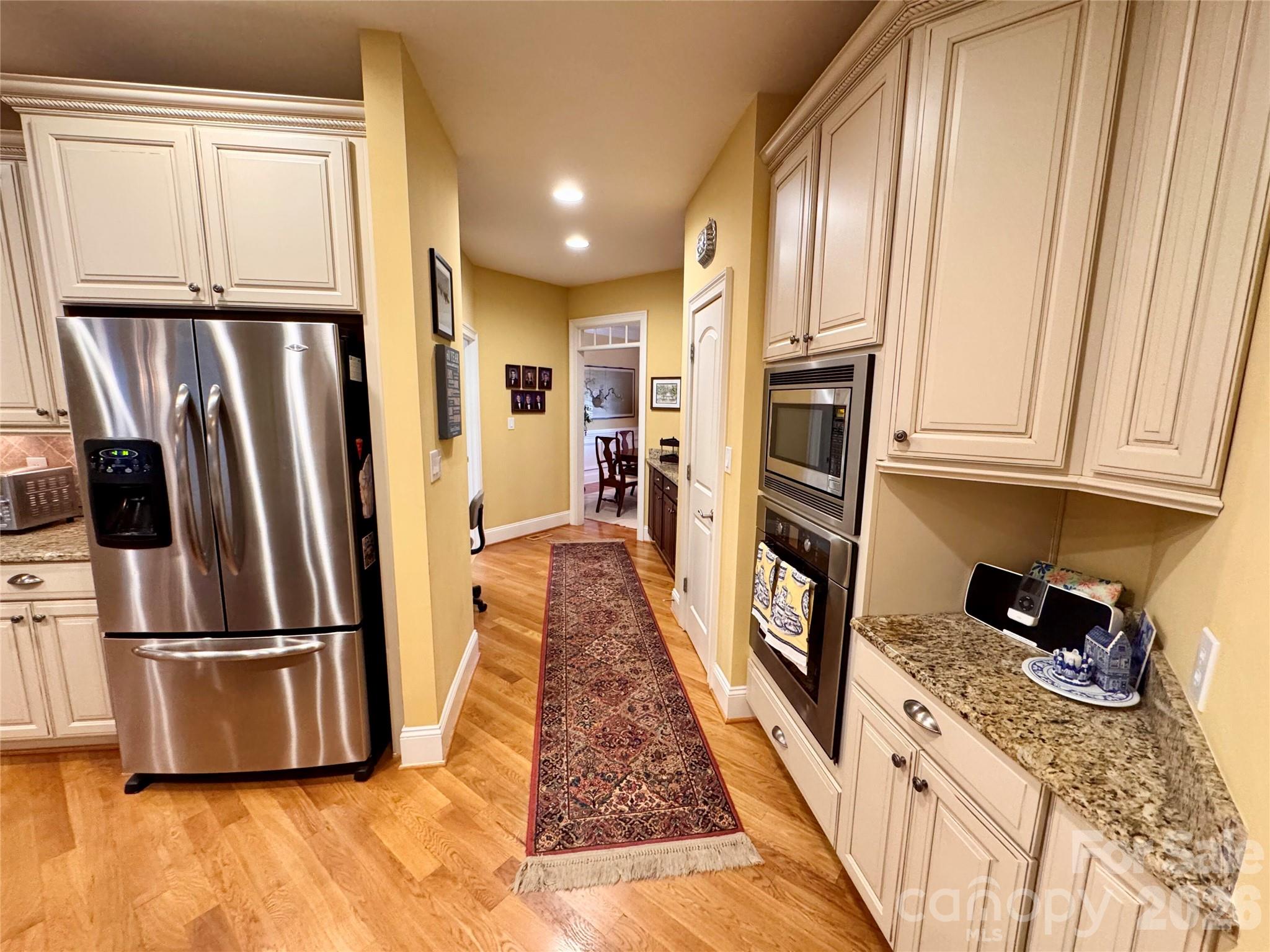 2909 Donegal Drive Property Photo 16