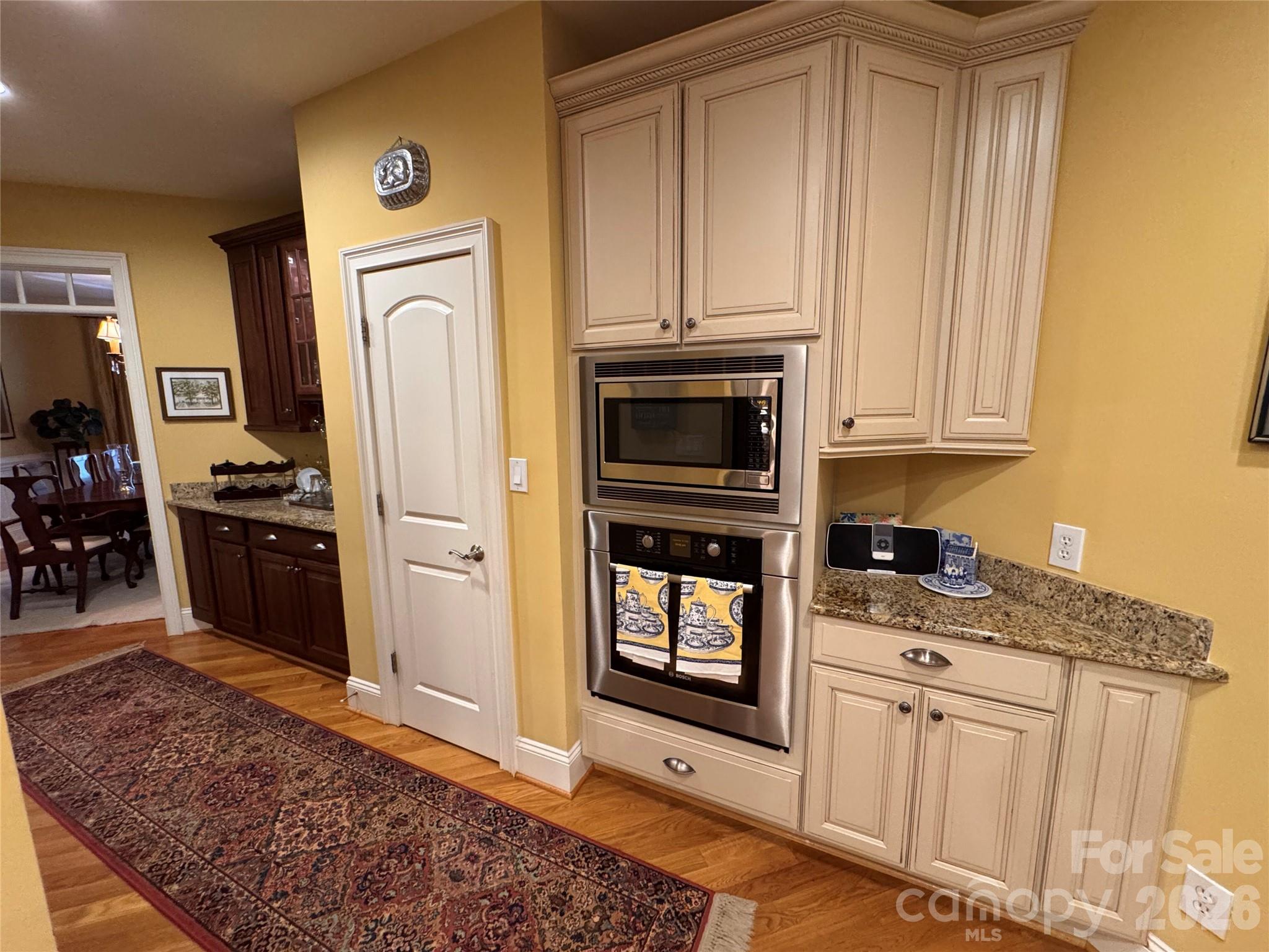2909 Donegal Drive Property Photo 20
